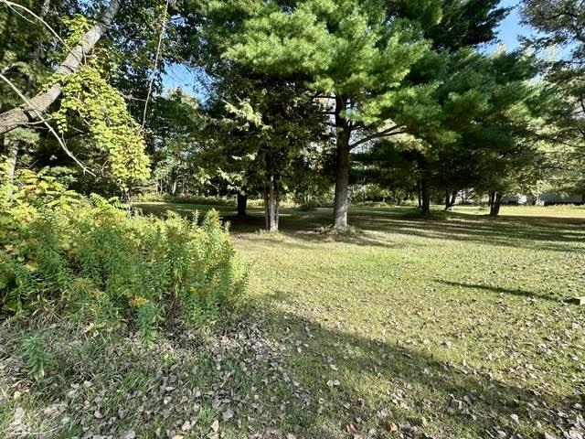 WHITE POTATO LAKE Road property preview photograph