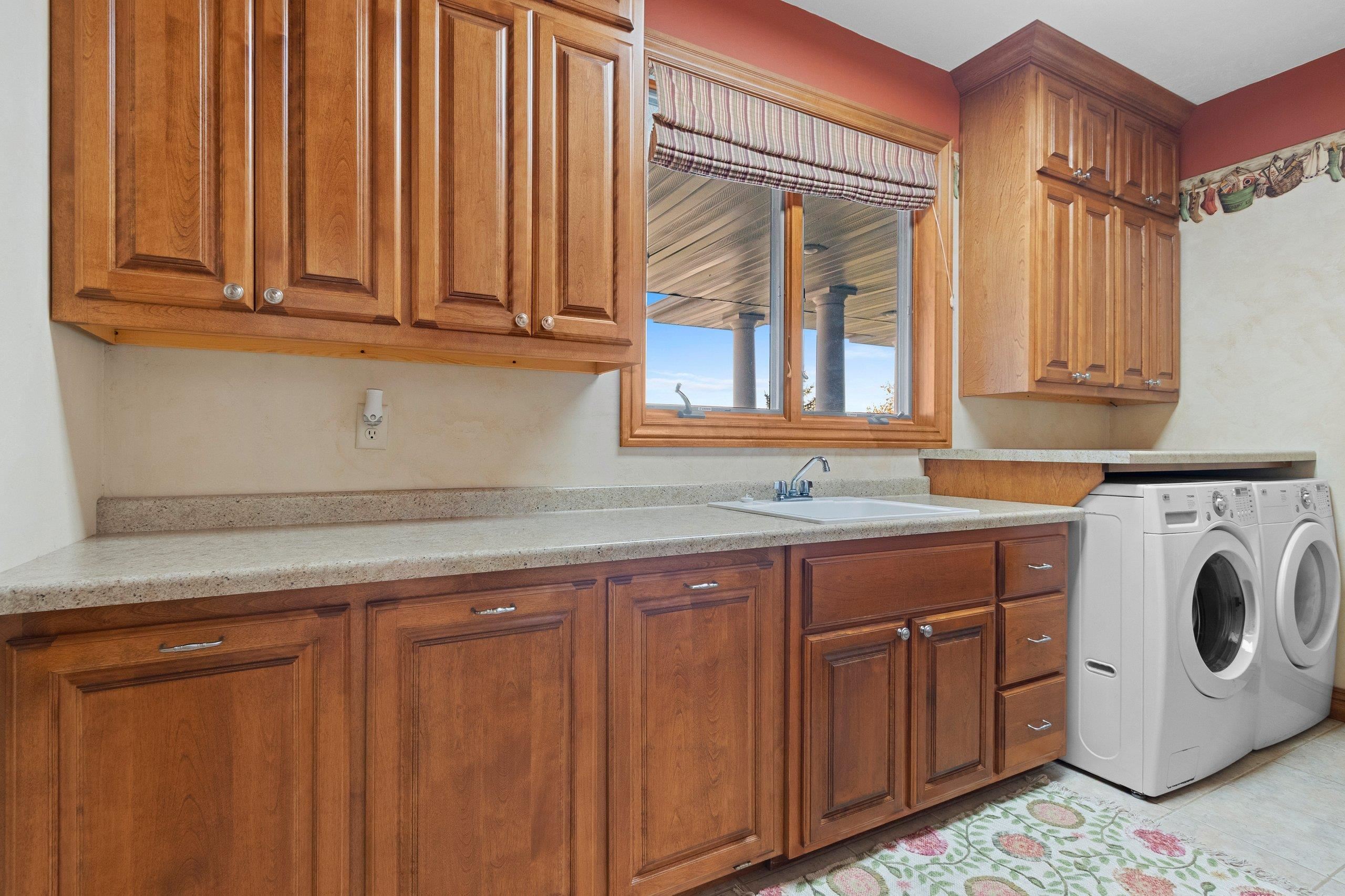 413 HARVEST HILL Drive property preview photograph