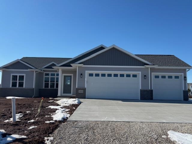 N8043 OAKWOOD Drive property preview photograph