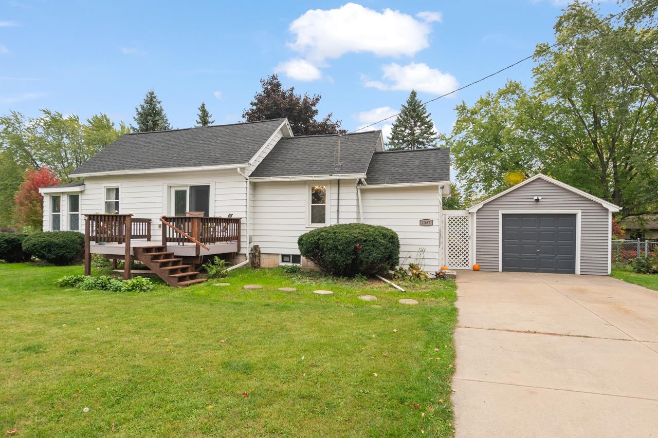 1387 CORMIER Road property preview photograph