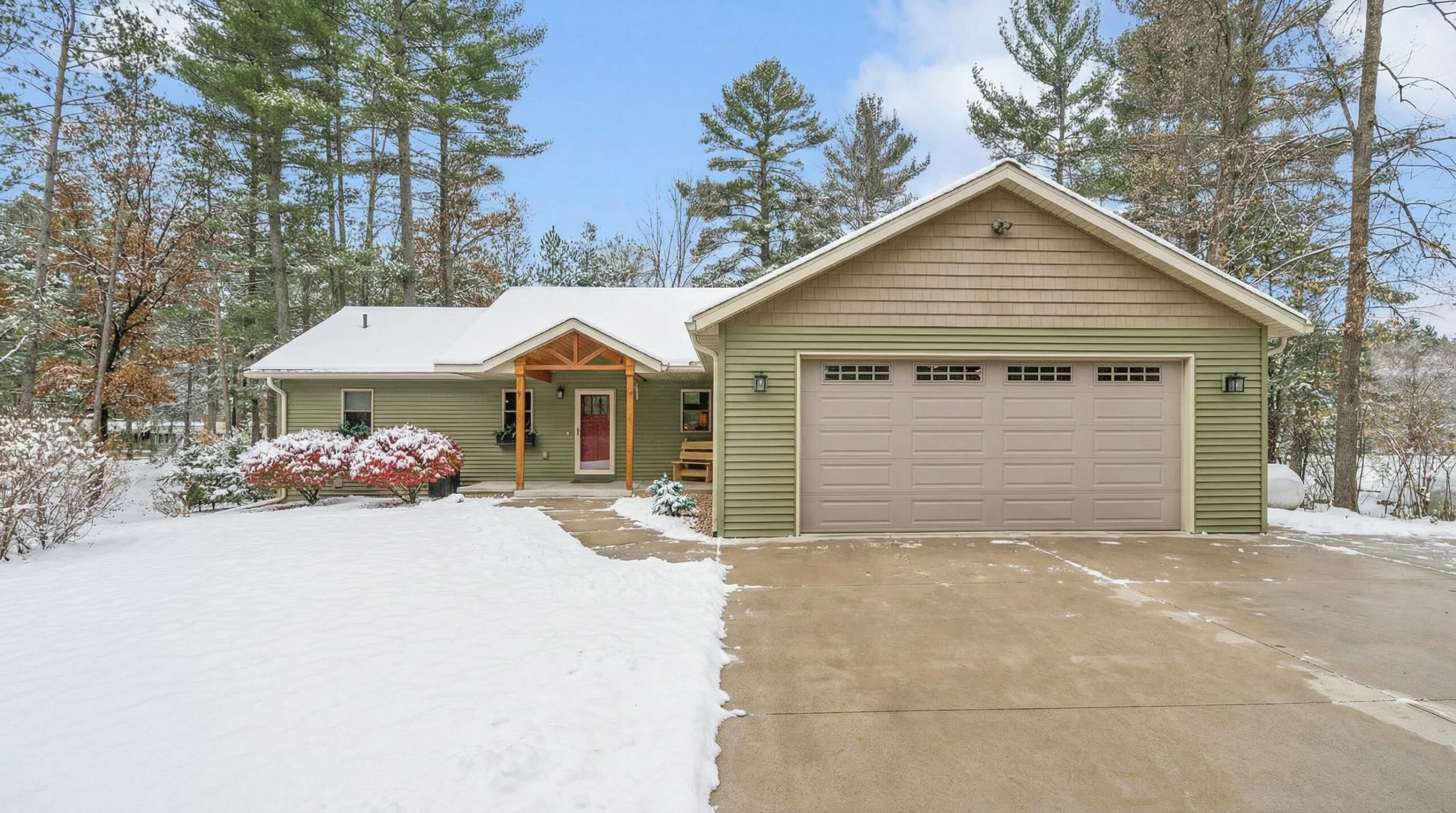 W2330 OTTER PONDS Court property preview photograph