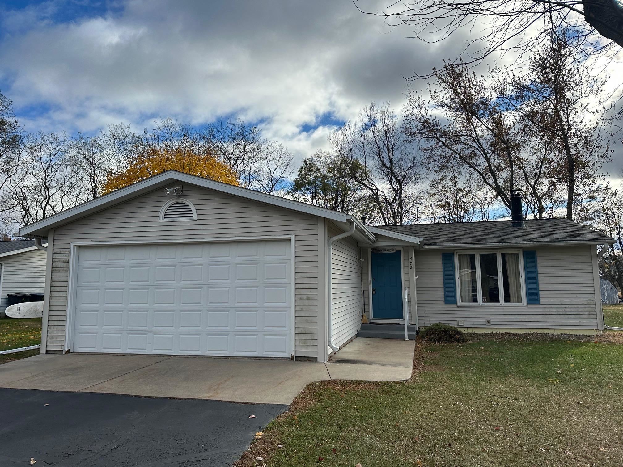 578 HIGHLAND Drive property preview photograph