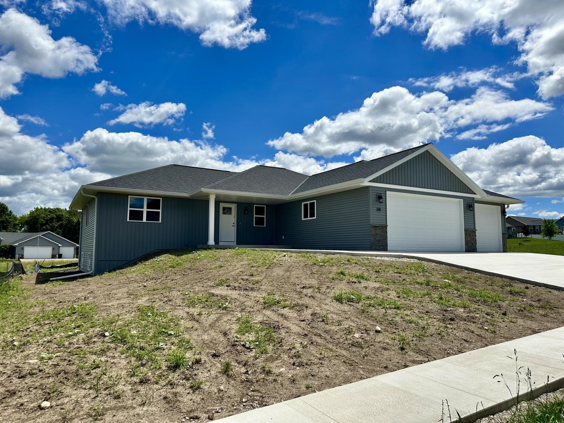 341 LEONA Way property preview photograph