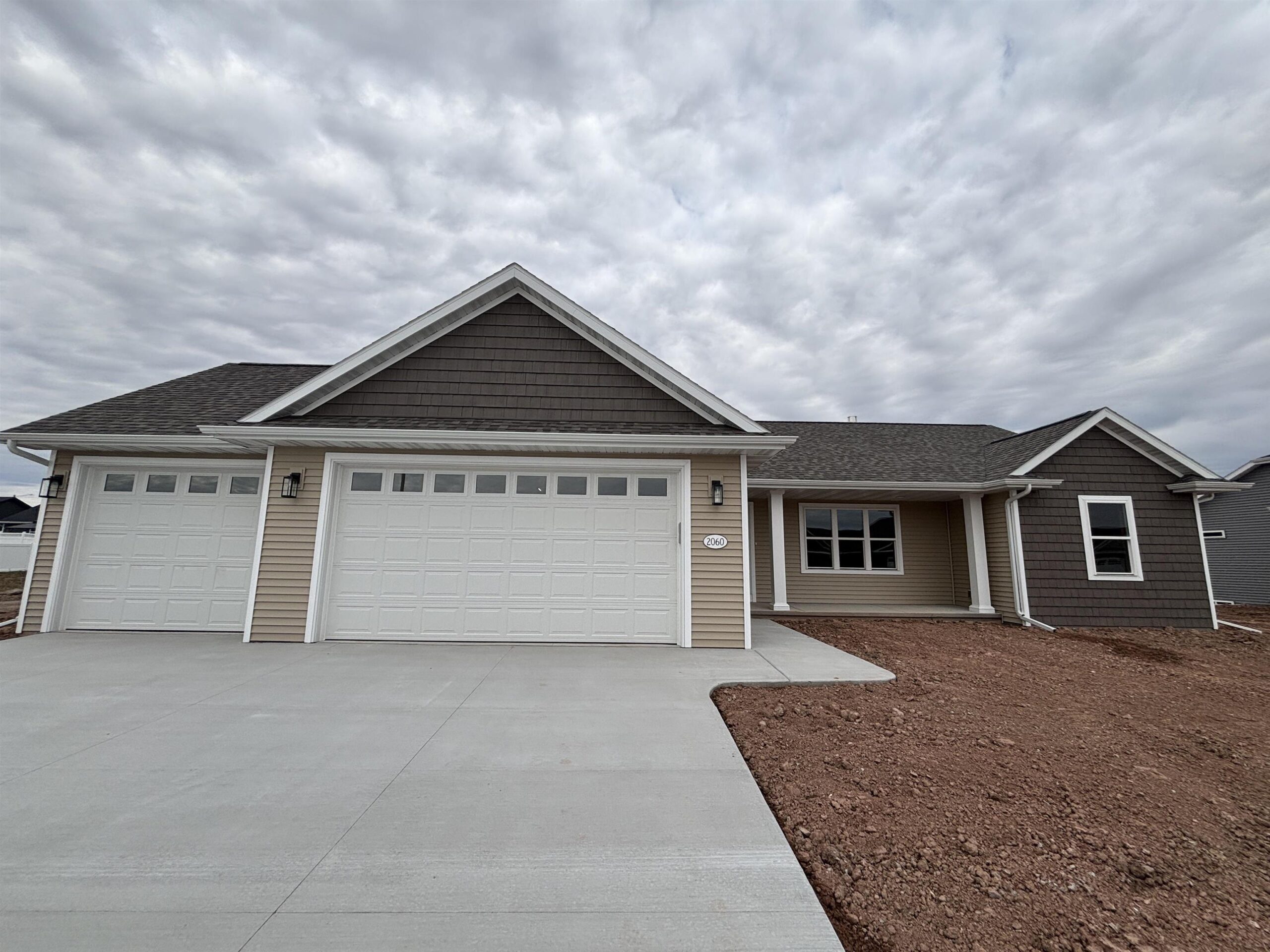 2060 BEAR PAW Trail property preview photograph