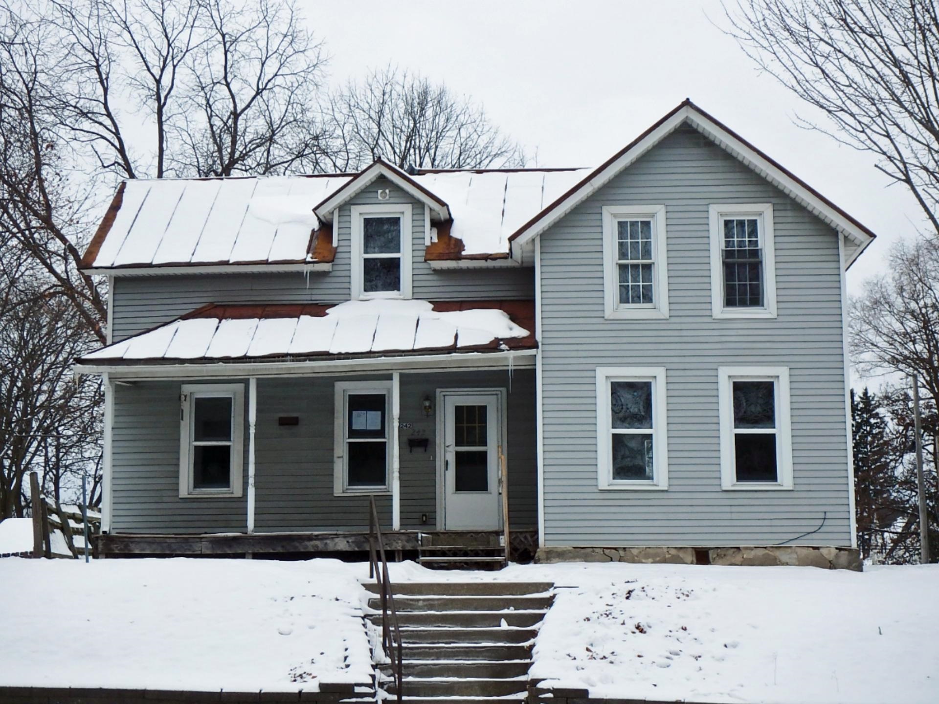 242 MAIN Street property preview photograph