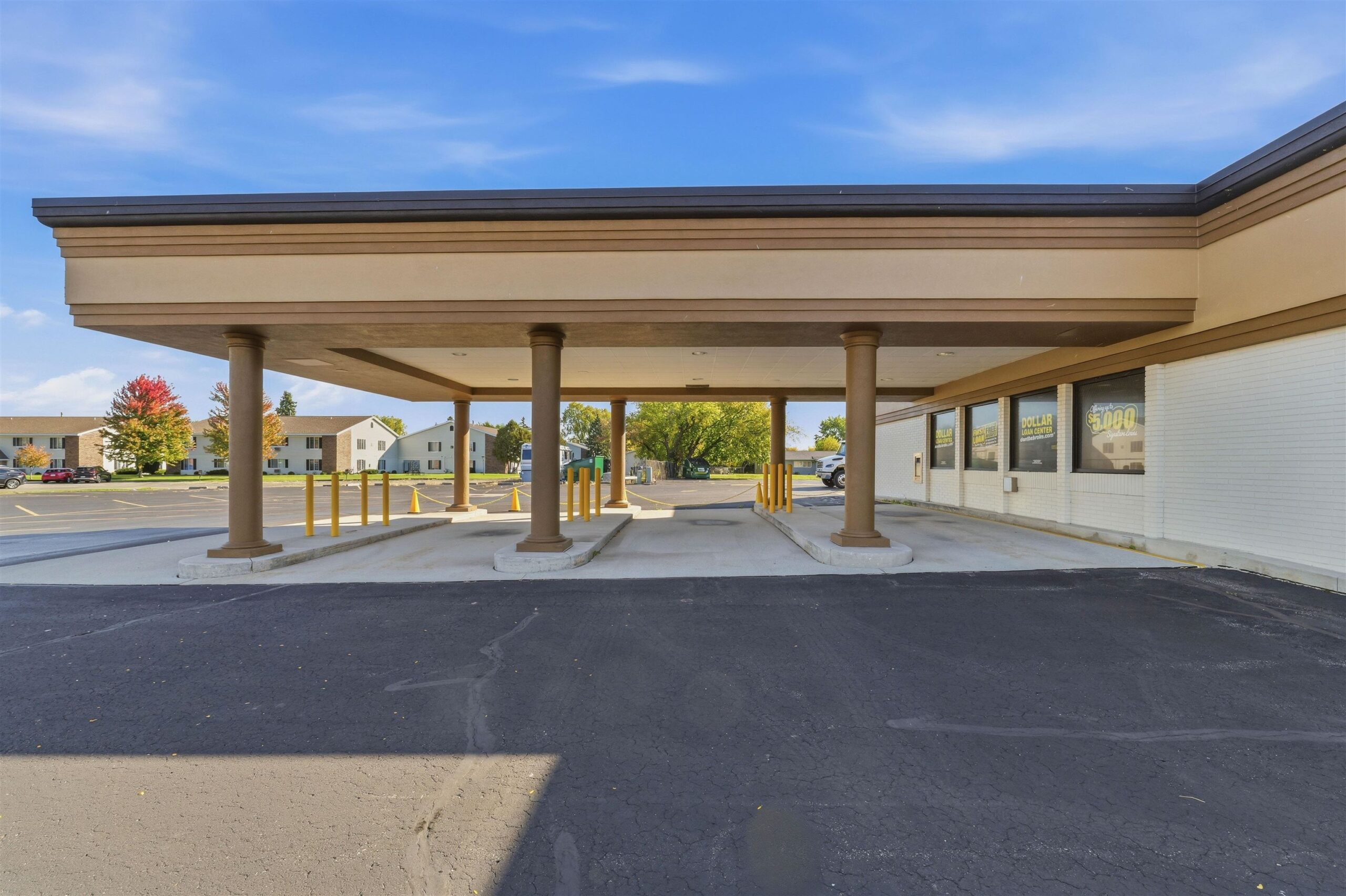 245 PETERS Avenue property preview photograph