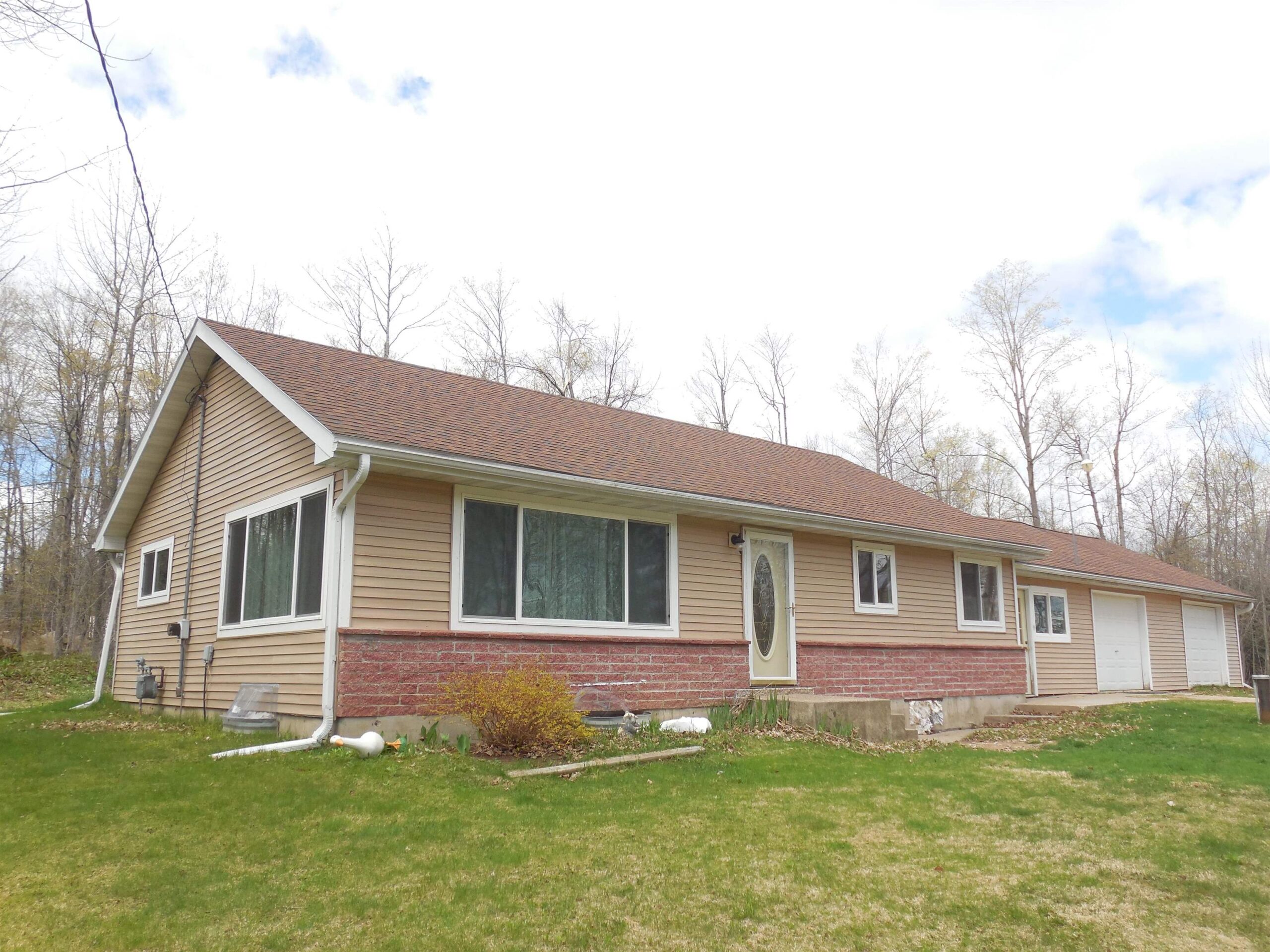 479 DEER Lane property preview photograph