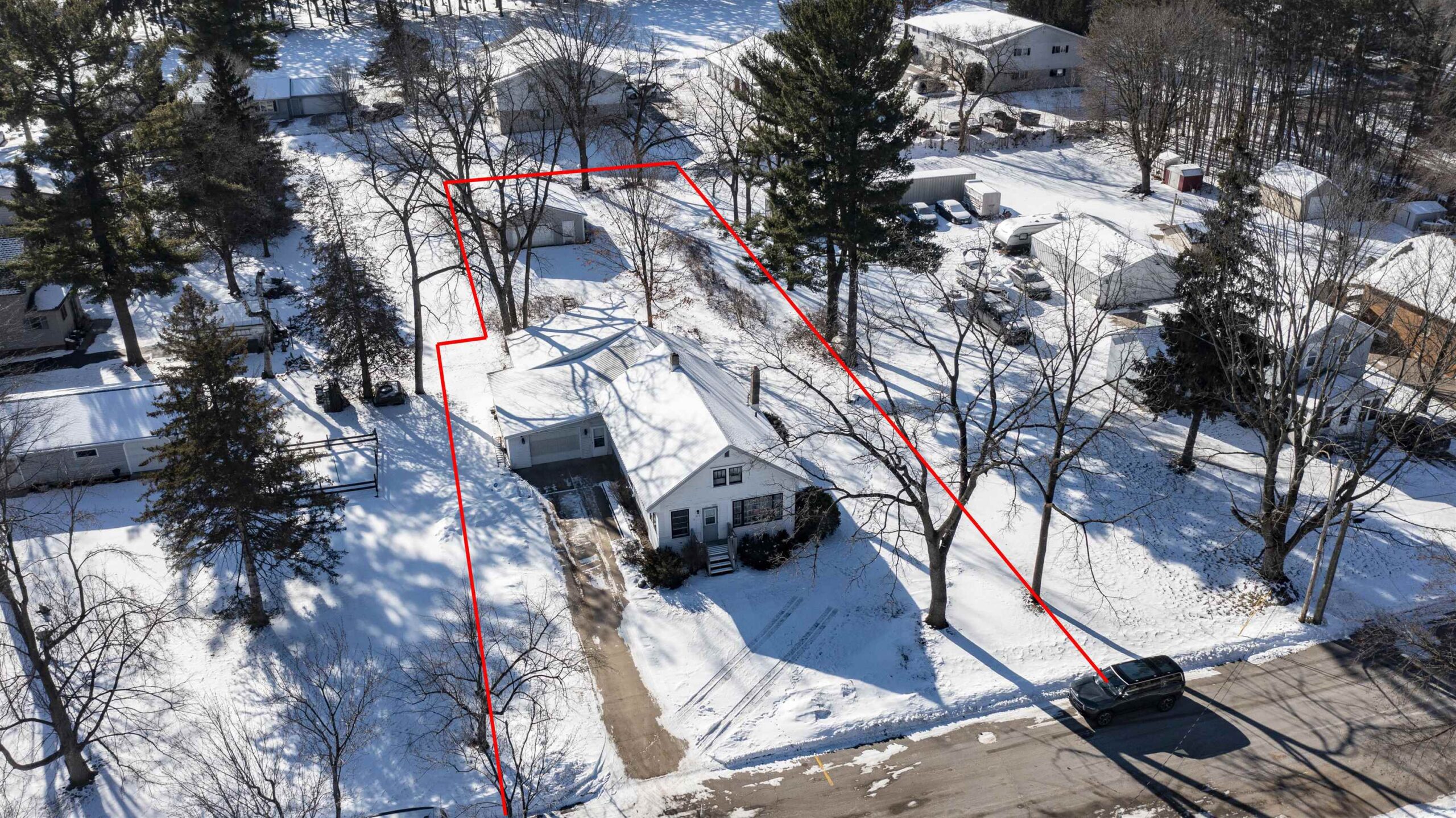 409 E SUMNER Street property preview photograph