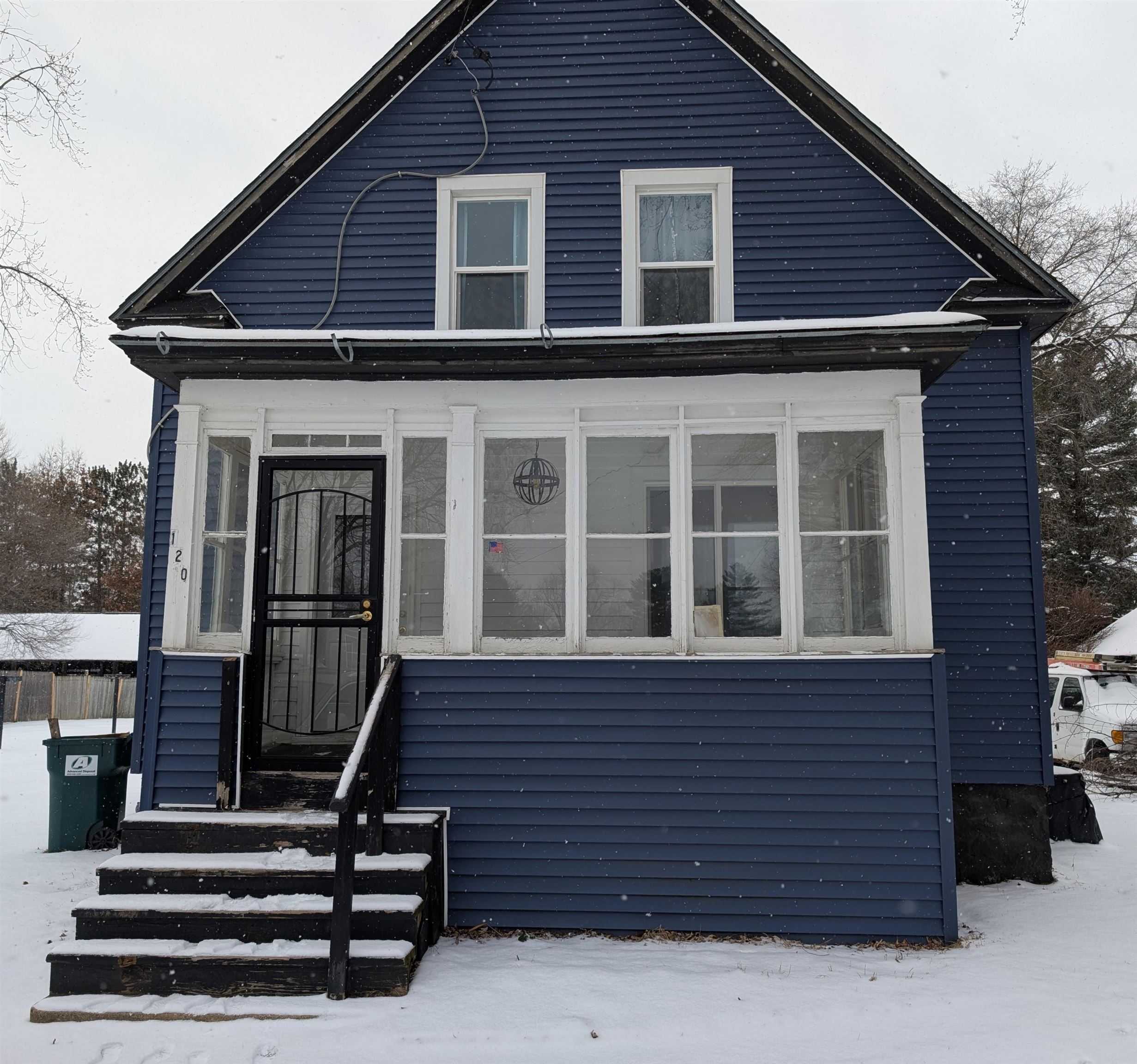 120 PARK Street property preview photograph