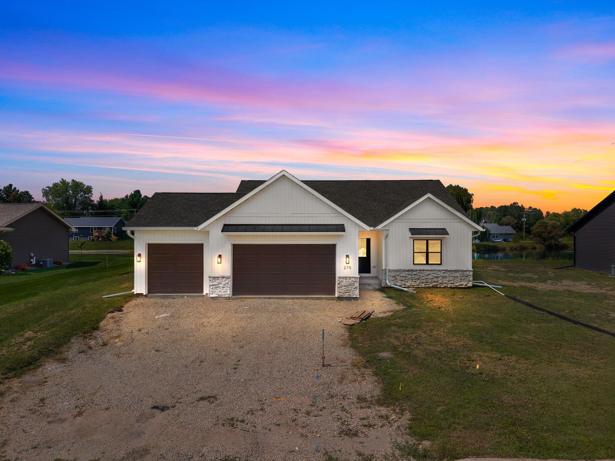 275 JASMINE Drive property preview photograph