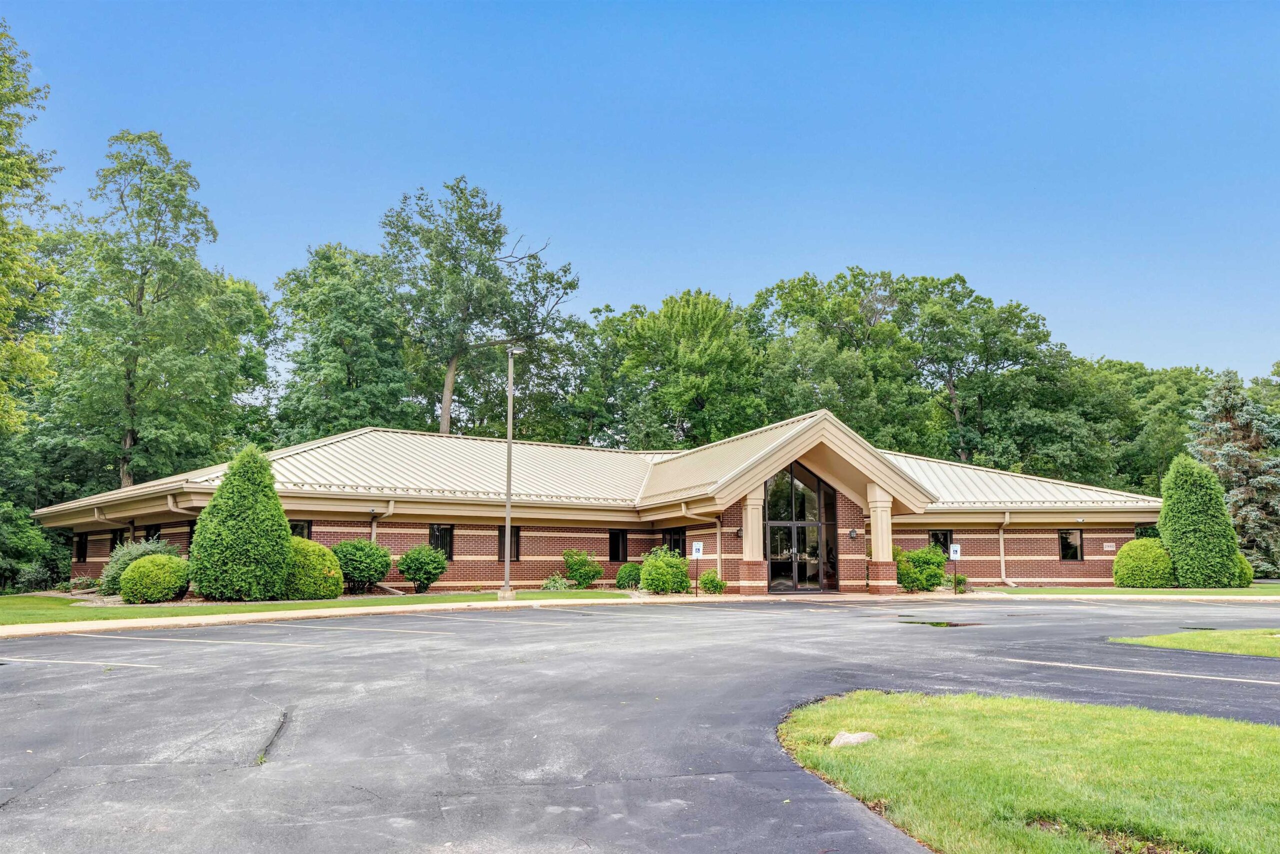 2980 WALKER Drive property preview photograph