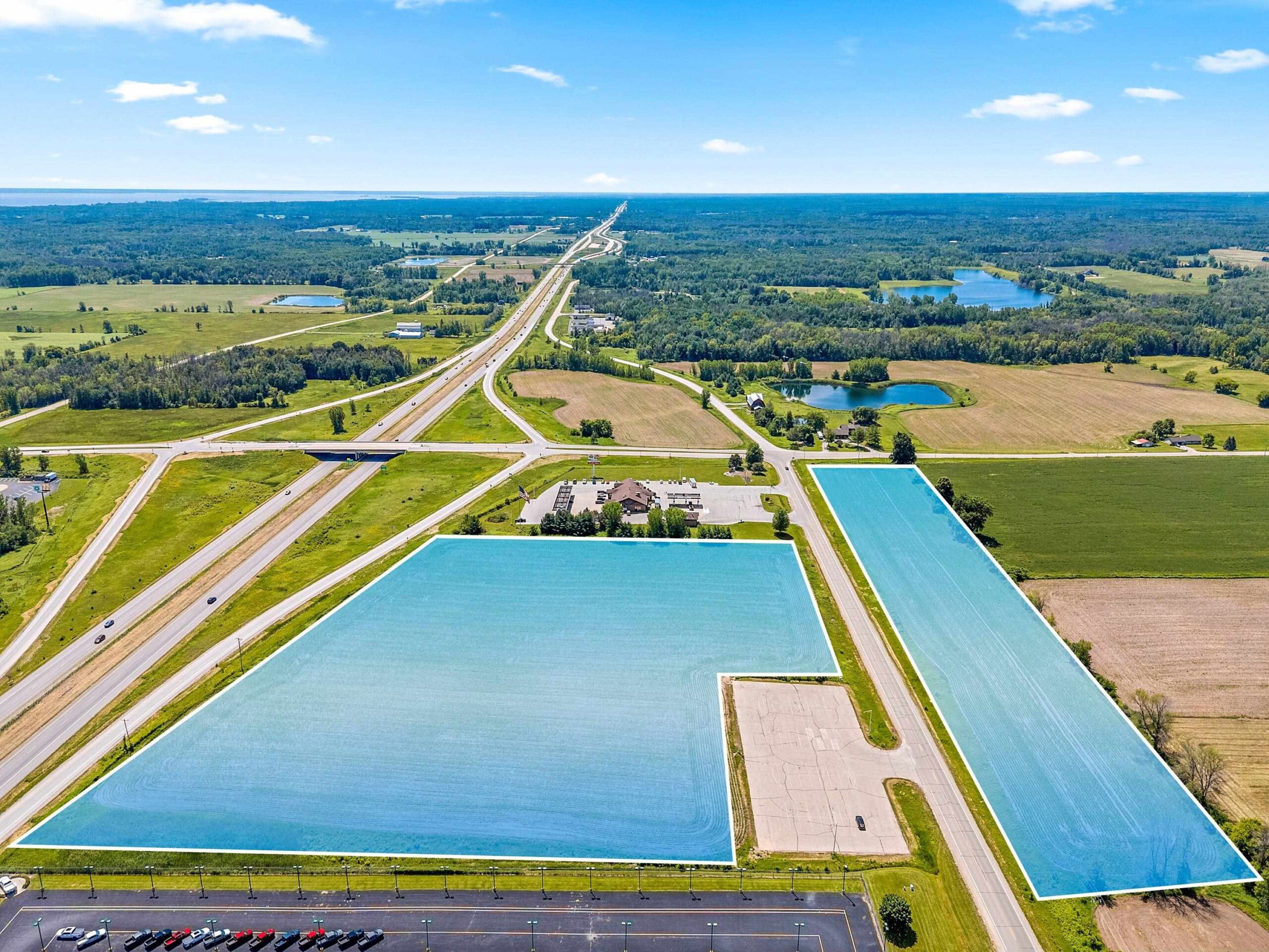 COUNTY ROAD EE property preview photograph
