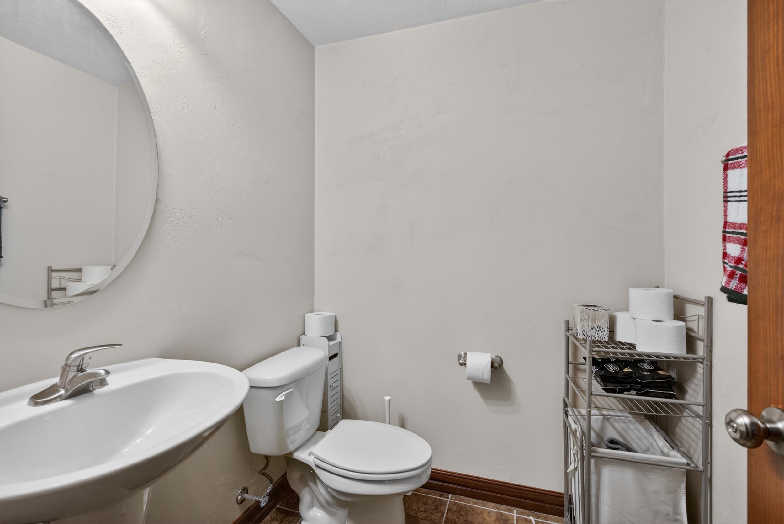 1906 WASILLA Lane property preview photograph
