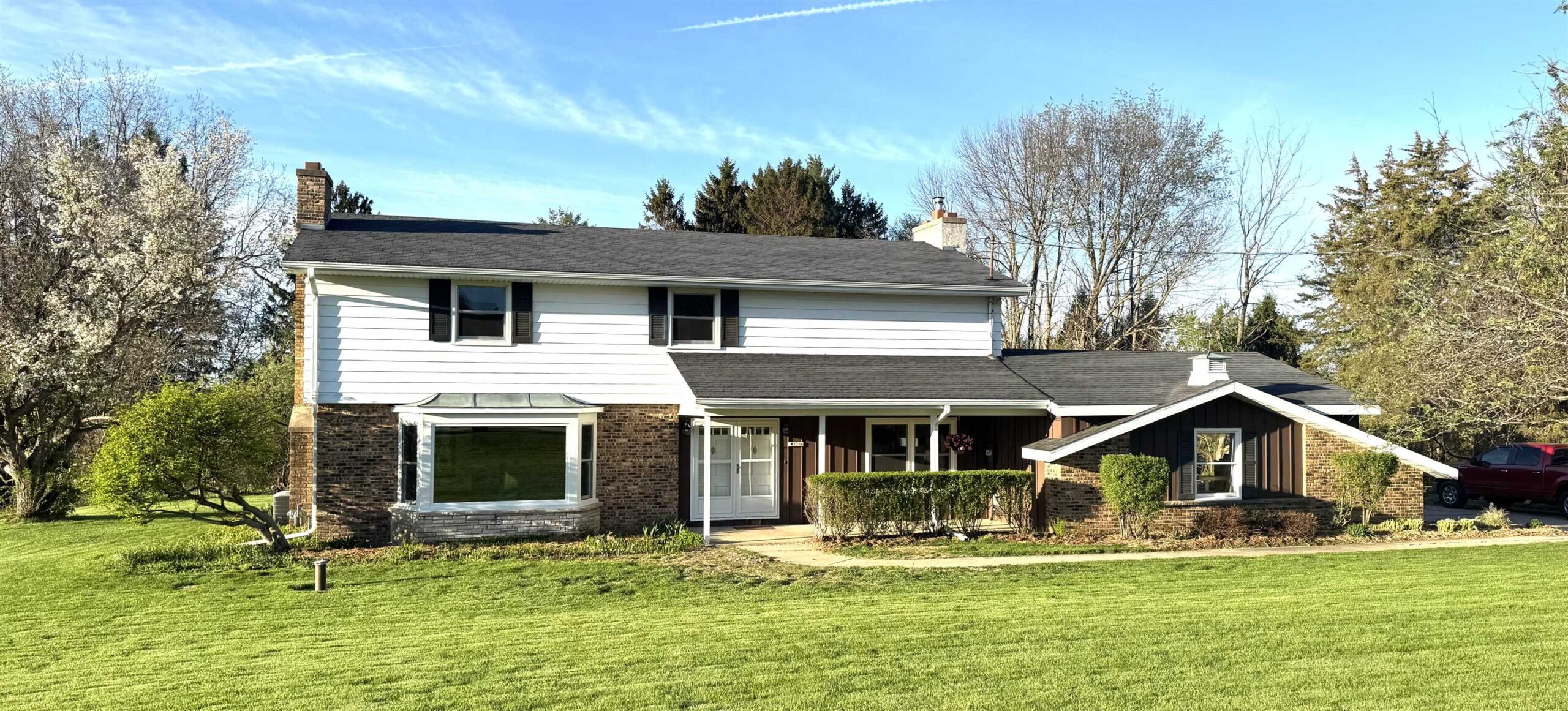 W2268 LEDGEVIEW Road property preview photograph