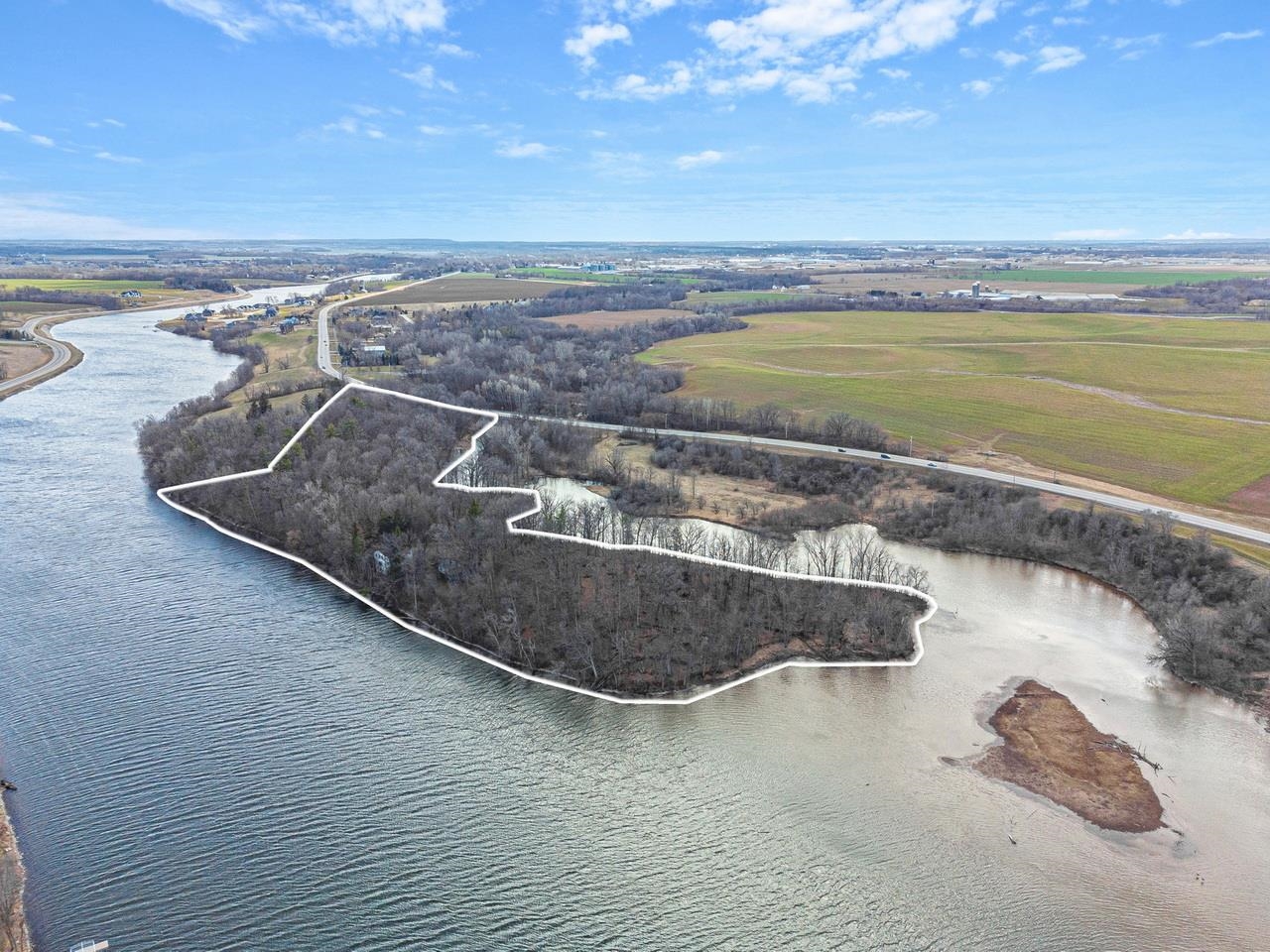 3979 LOST DAUPHIN Road property preview photograph