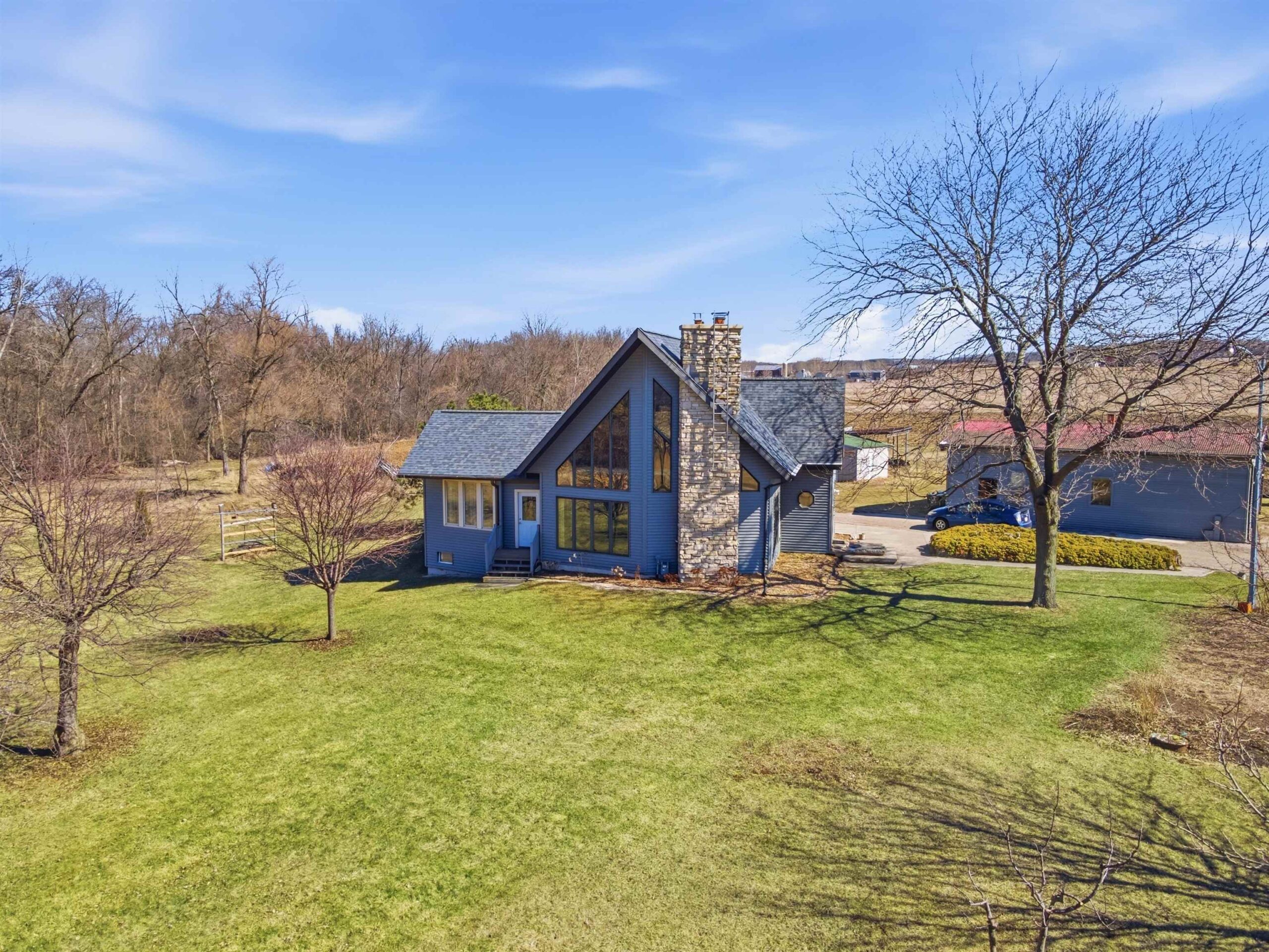 N4640 LAKESHORE Drive property preview photograph