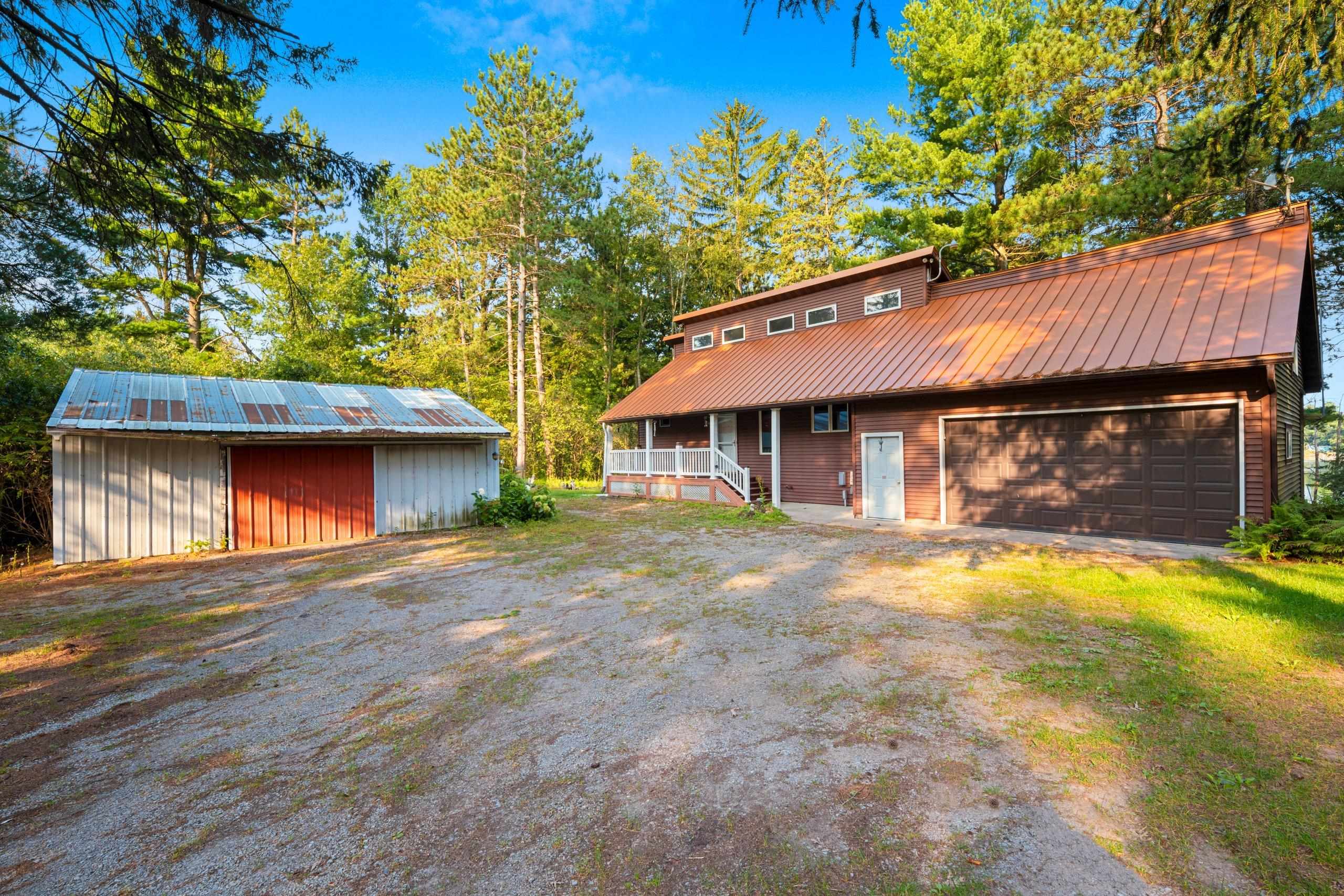 N6235 9TH Avenue property preview photograph