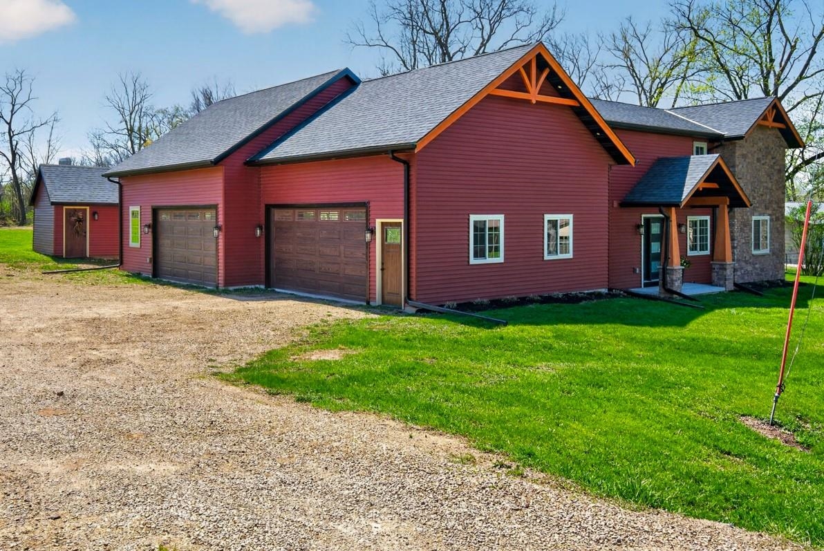 8783 COUNTY RD K property preview photograph