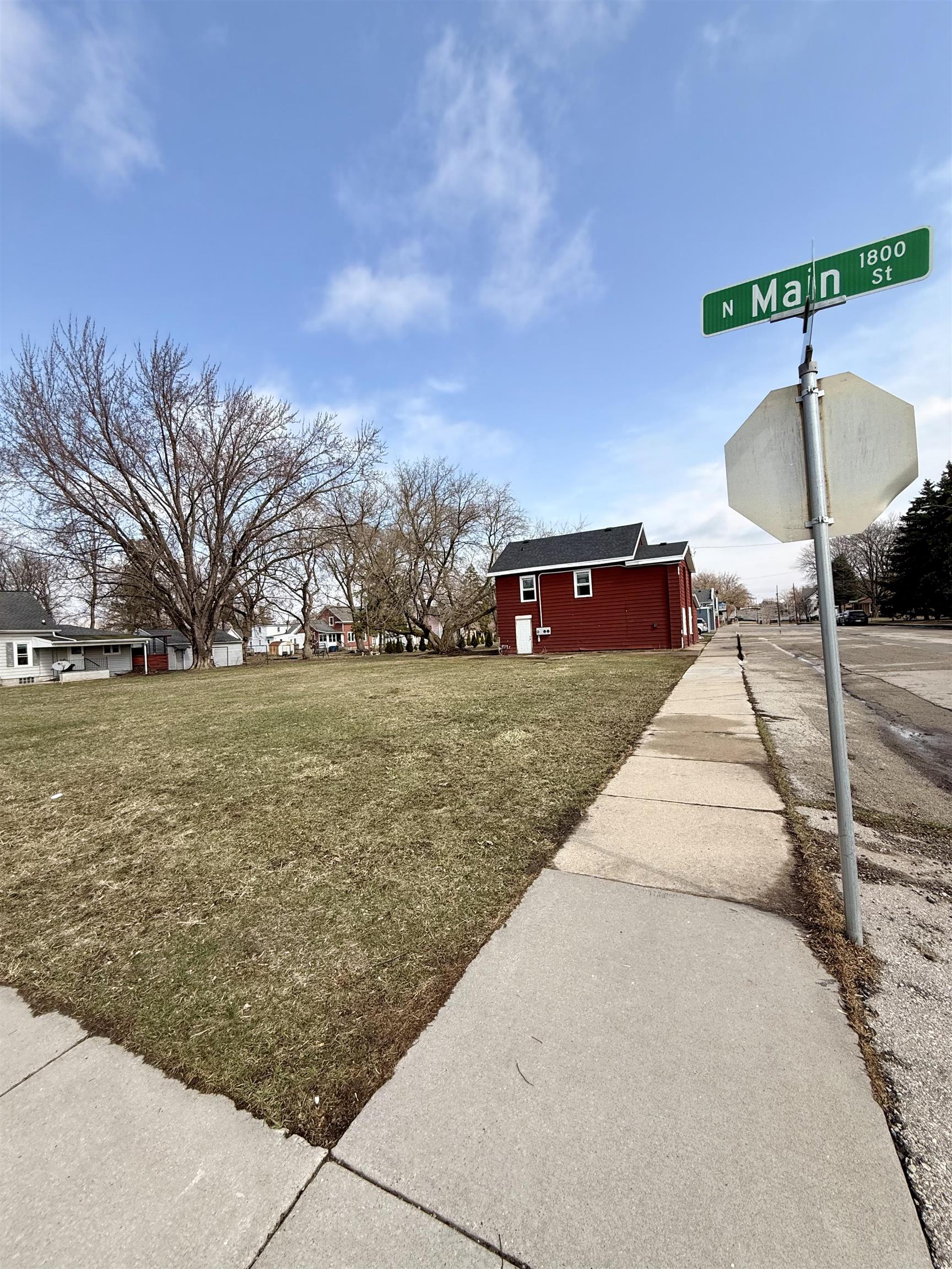 10 E GRUENWALD Avenue property preview photograph