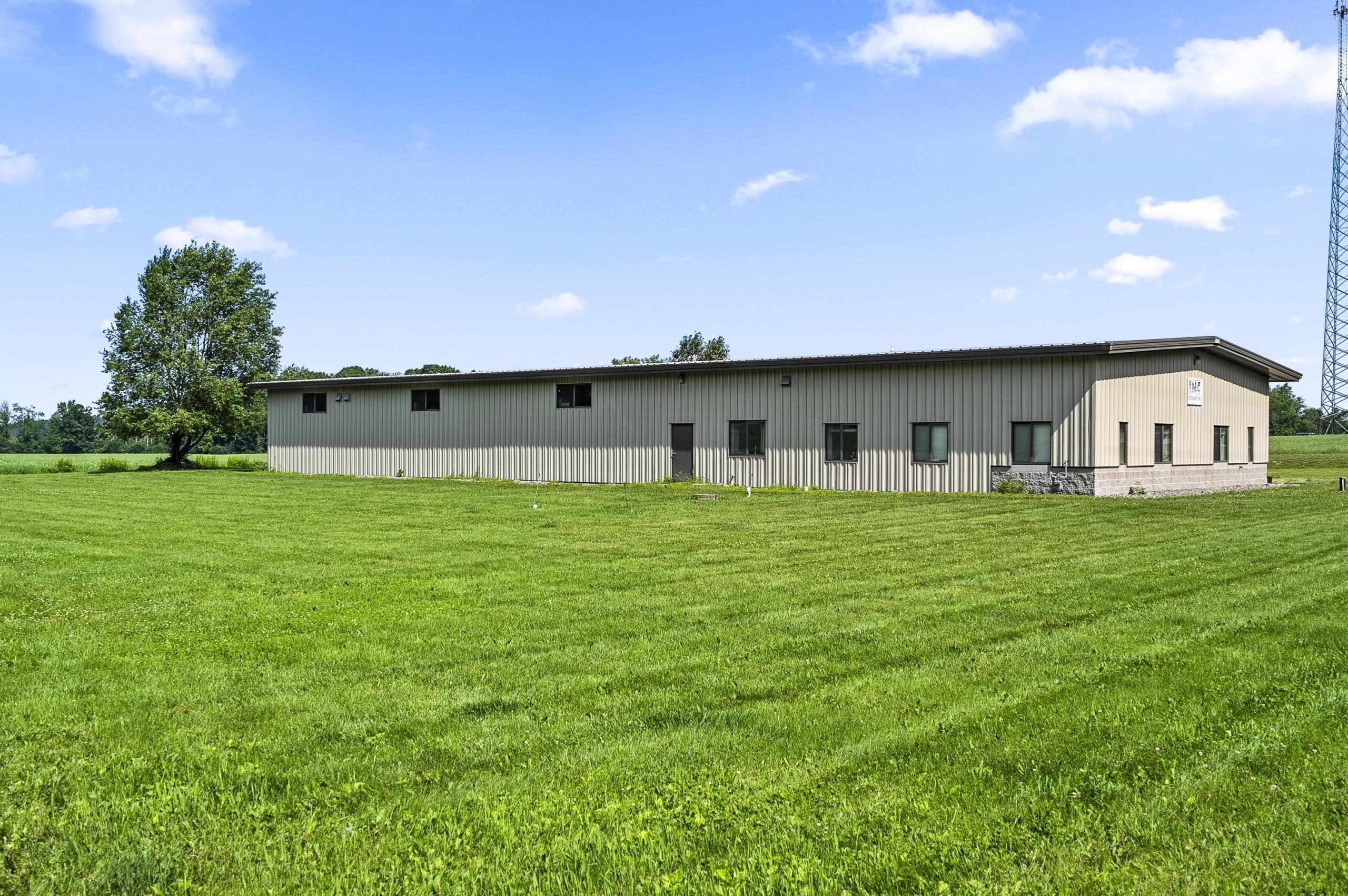 468 LIBERTY Drive property preview photograph