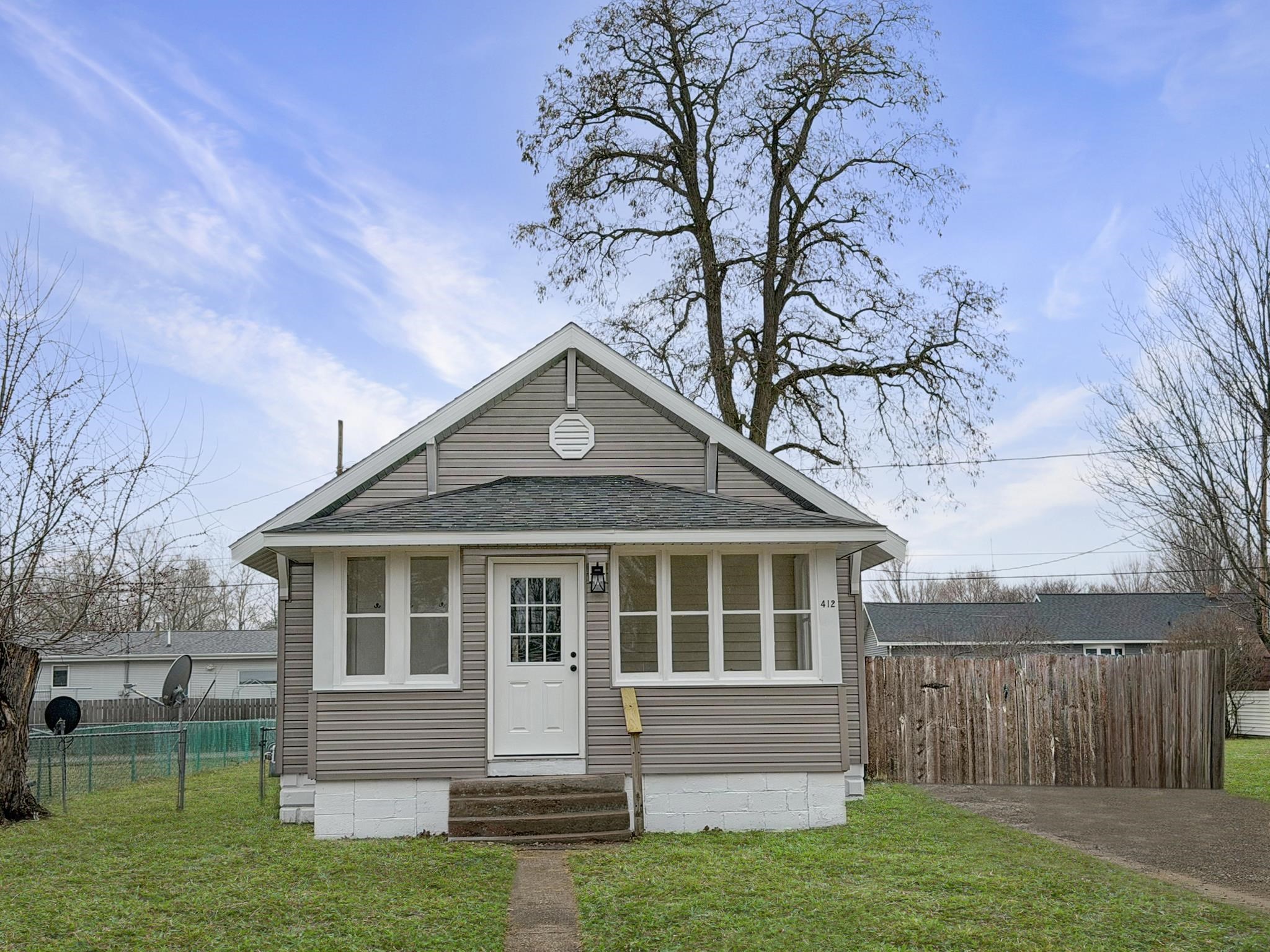 412 CASE Street property preview photograph