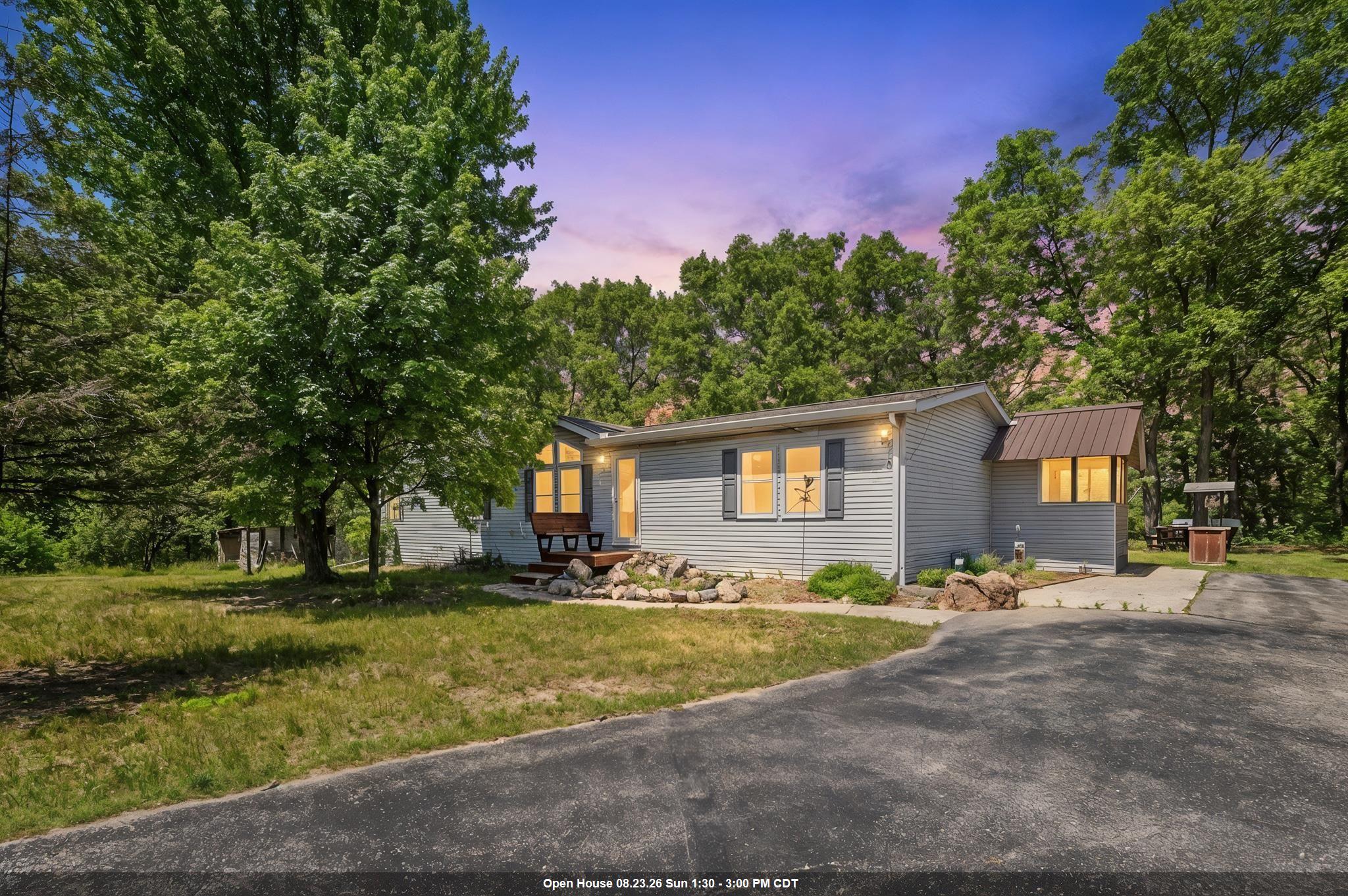 322 COUNTY ROAD E property preview photograph