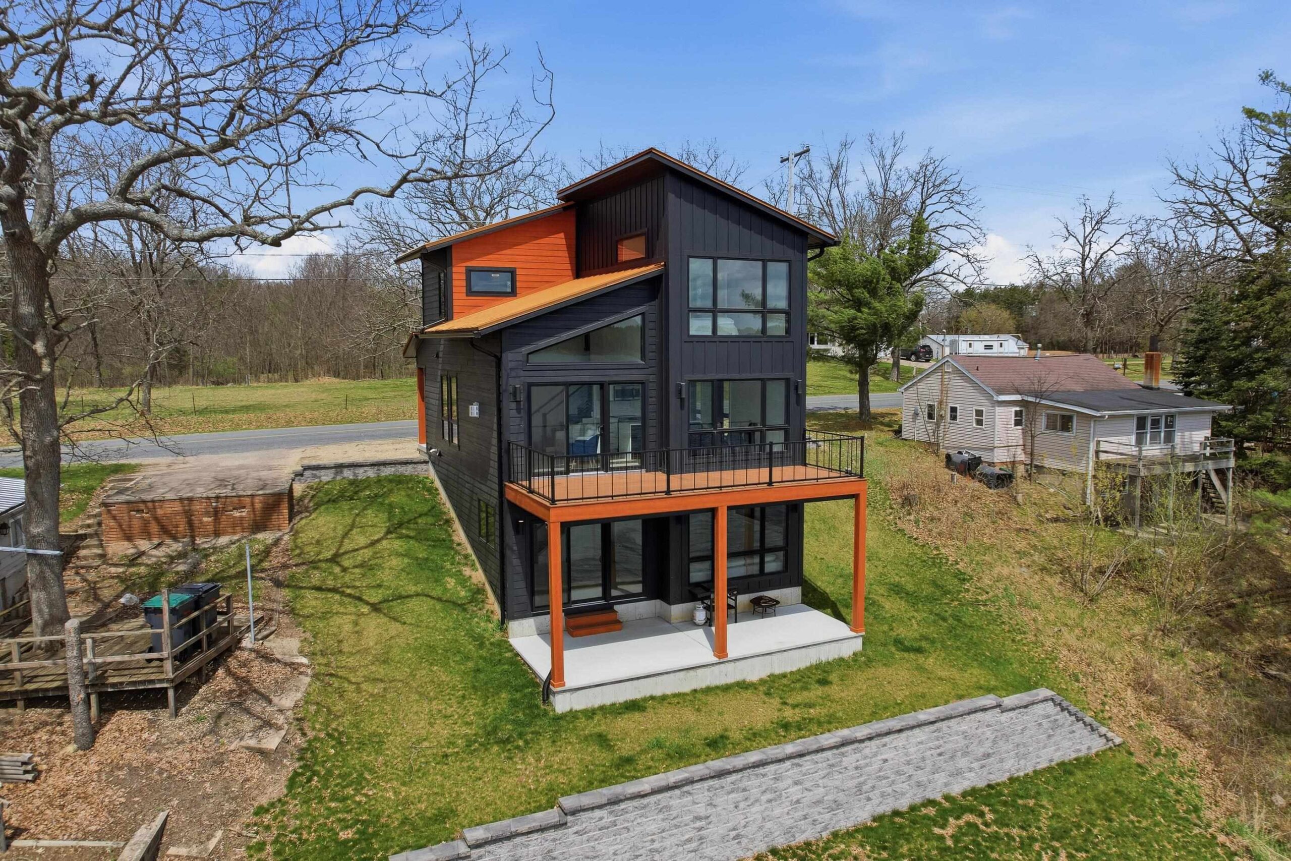 1153 E NORTH LAKE Street property preview photograph