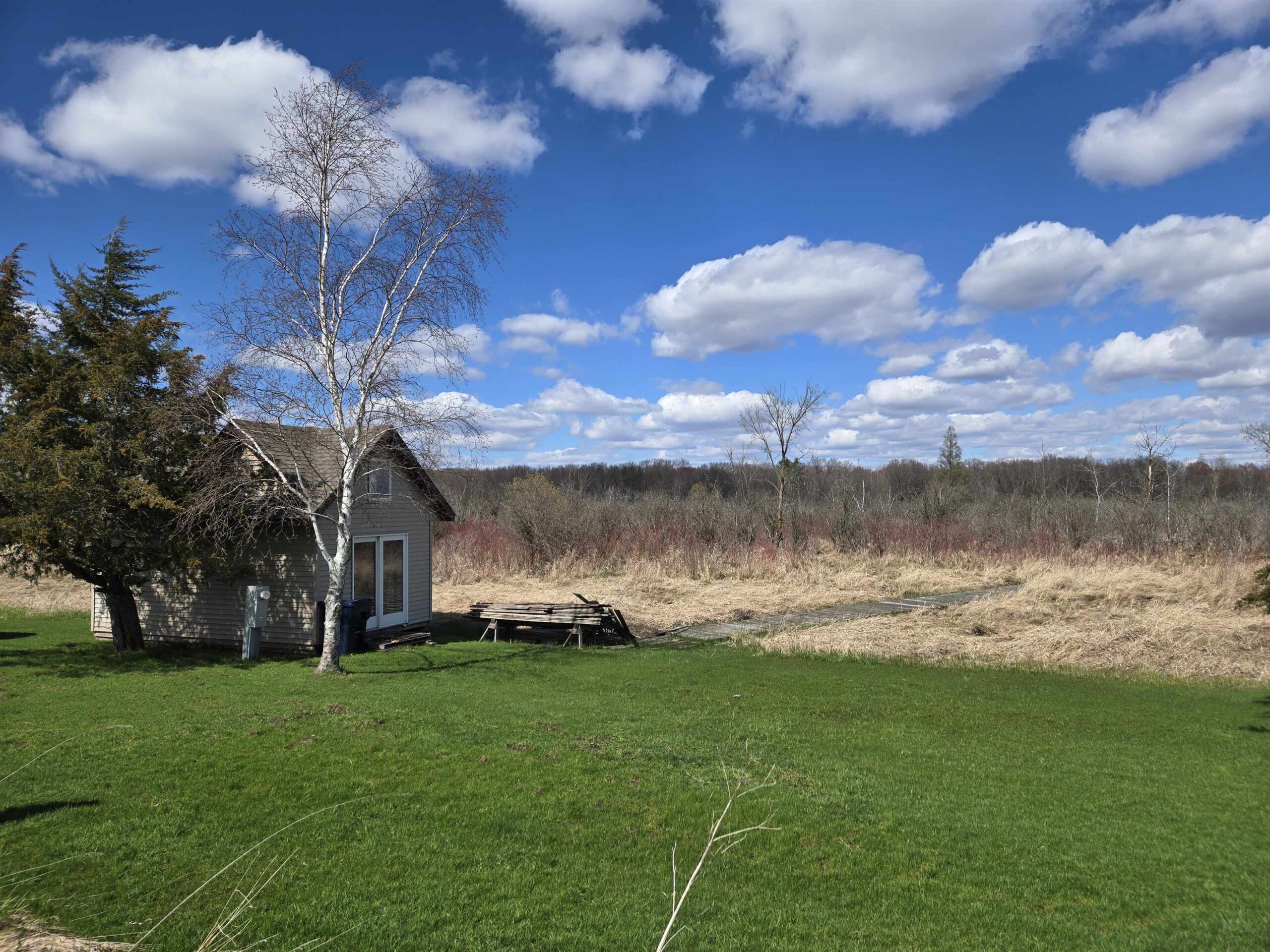 N2674 COUNTY ROAD N property preview photograph