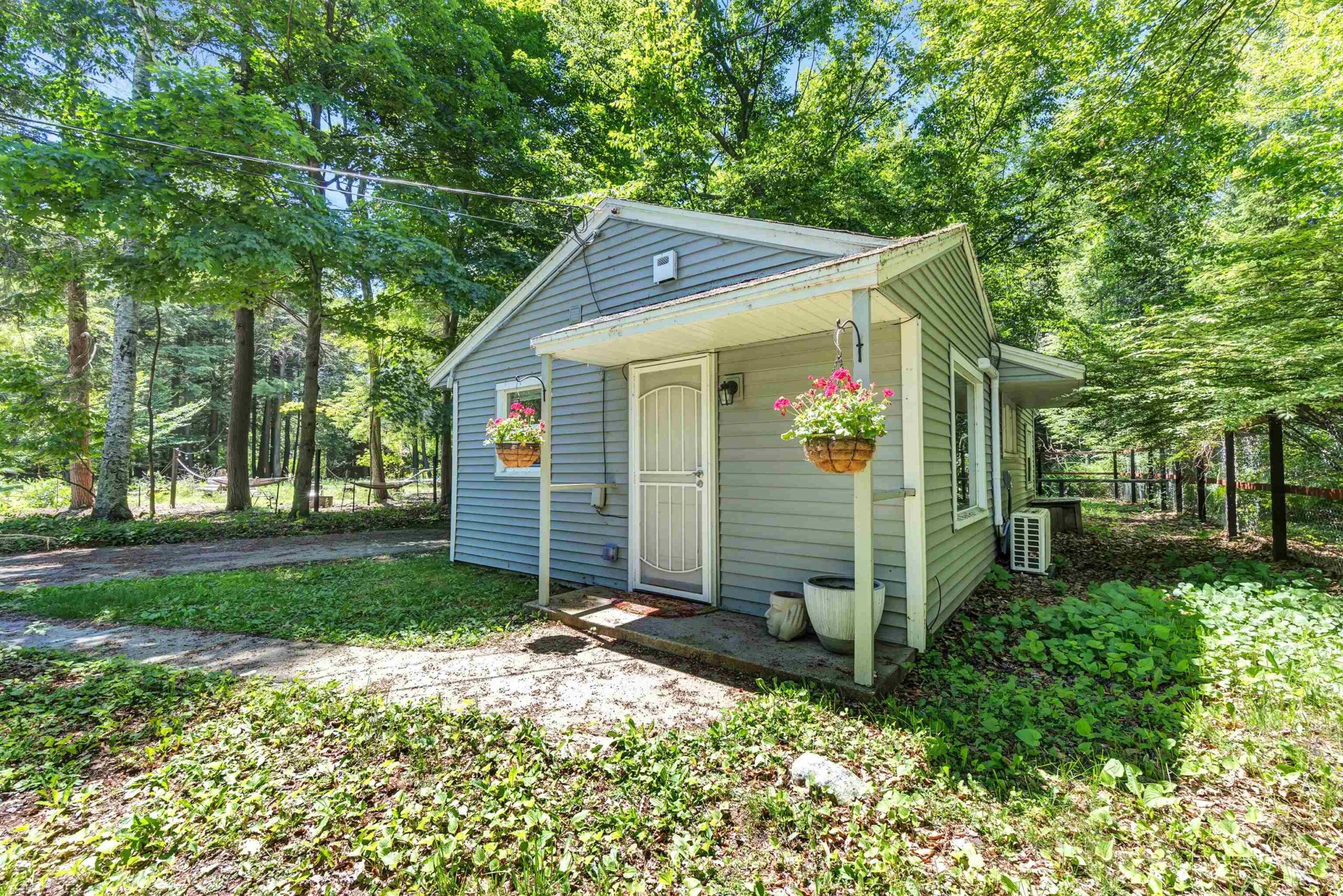 1059 TACOMA BEACH Road property preview photograph