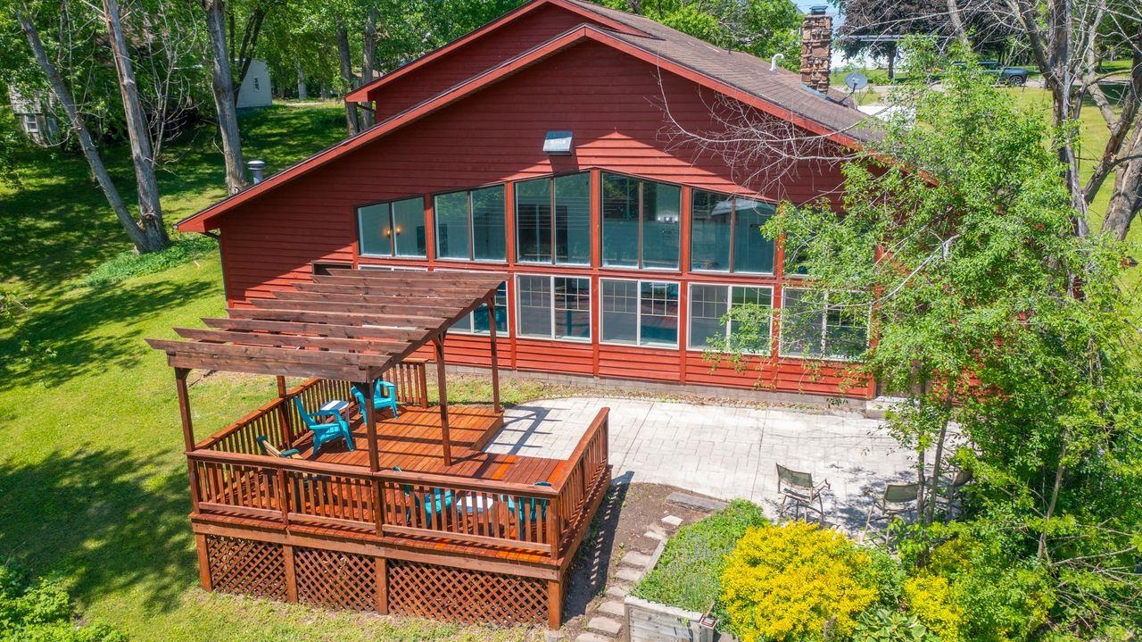 350 LAKE Street property preview photograph