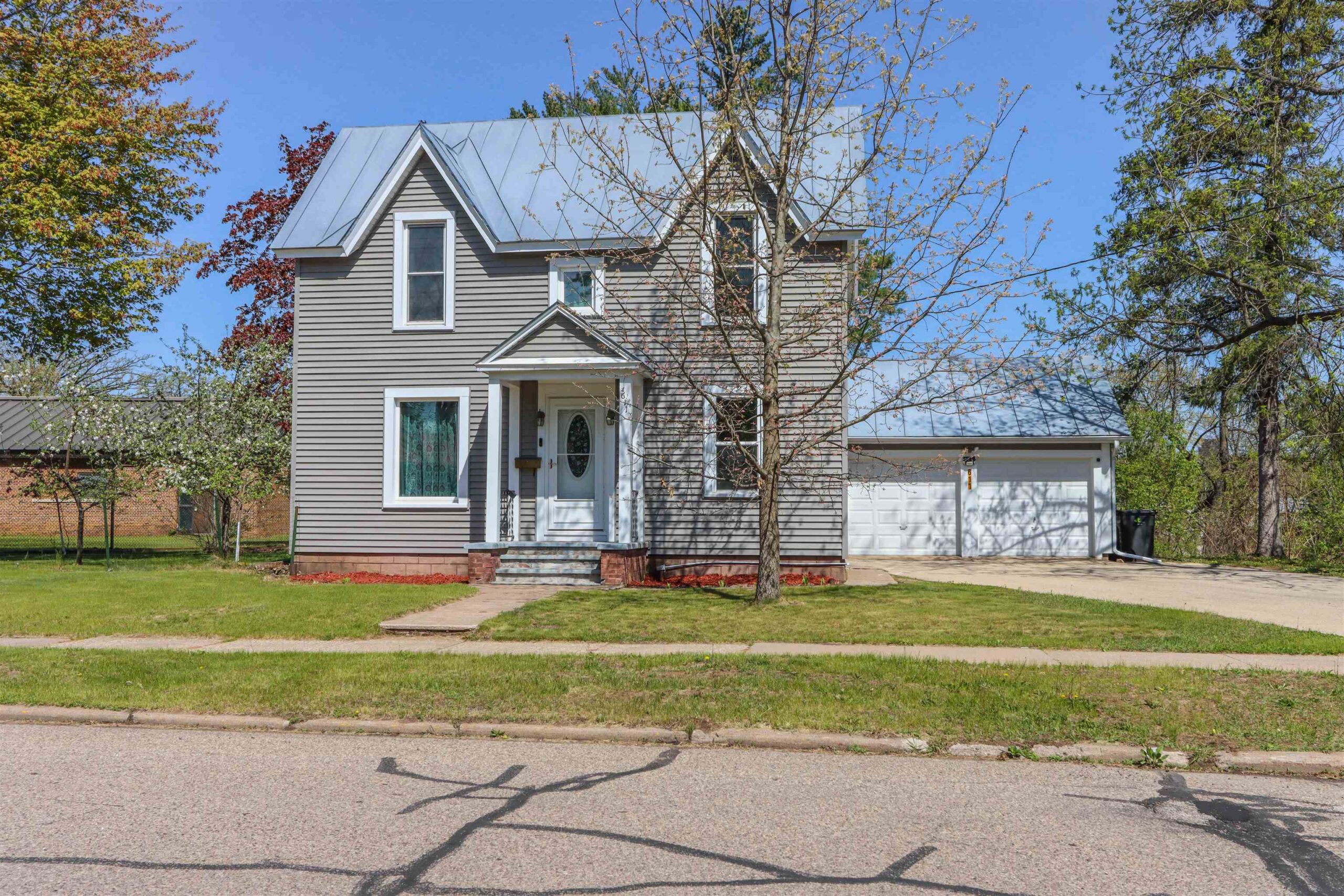 611 SHEARER Street property preview photograph