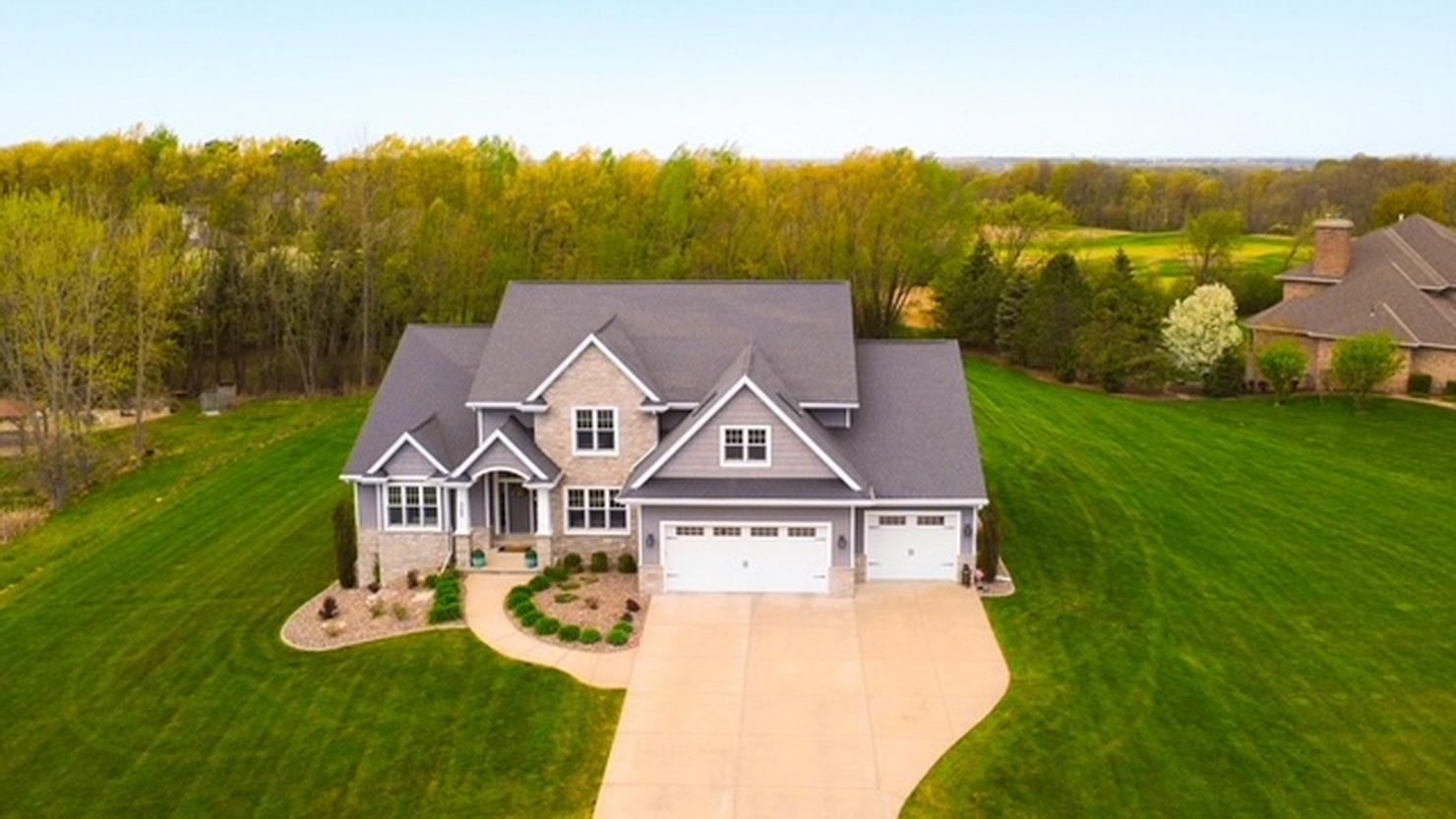 3400 AMBER Lane property preview photograph