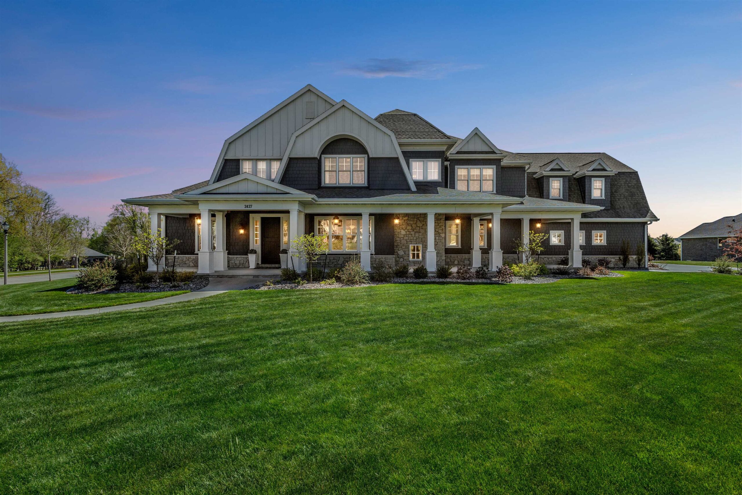 2427 E HIGHPOND Crossing property preview photograph