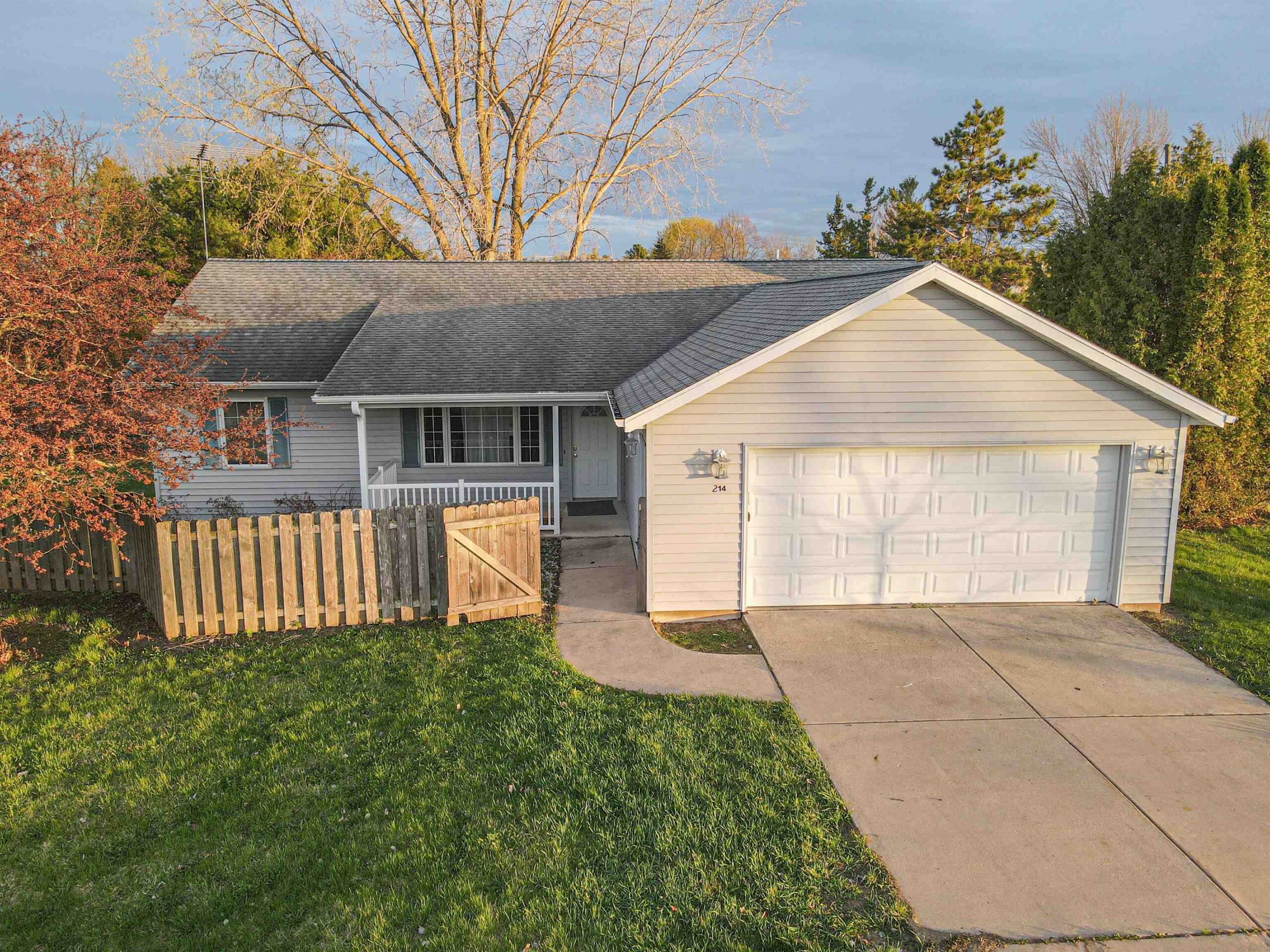 214 MIRRO Drive property preview photograph