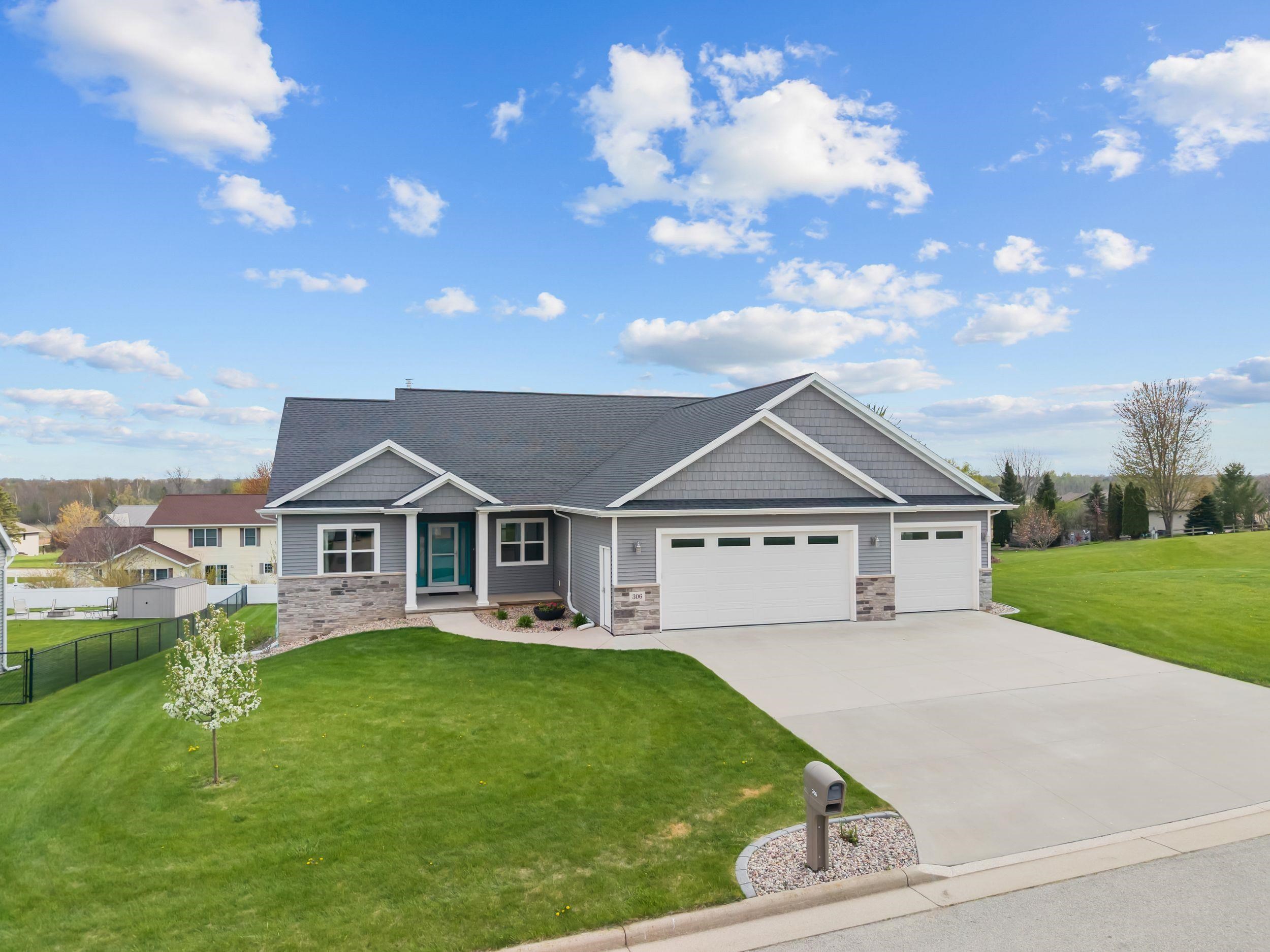 306 ASHTIN Way property preview photograph
