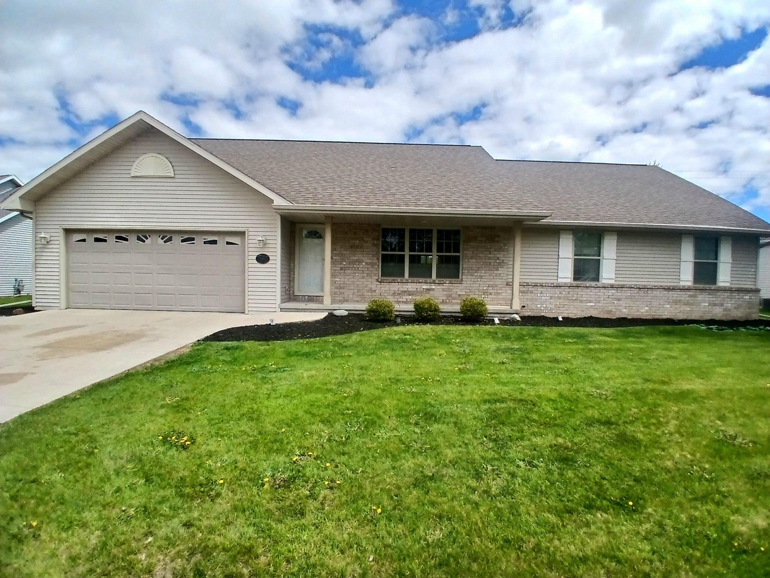 2680 SUSSEX Road property preview photograph
