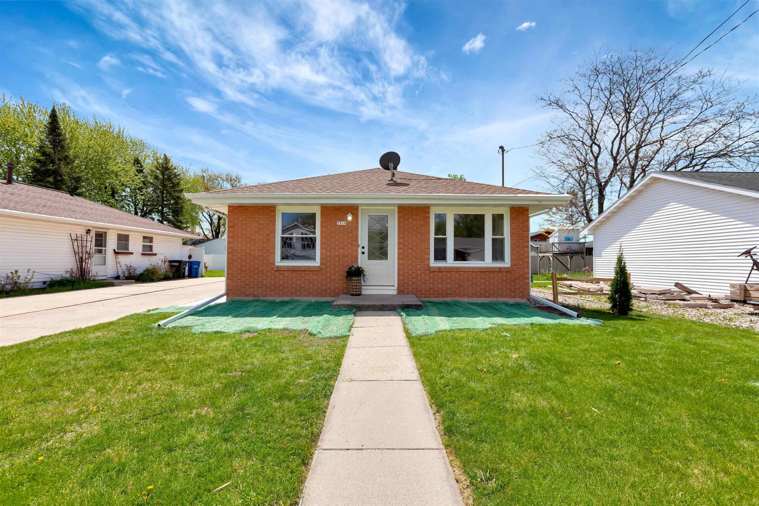 1519 ADAMS Avenue property preview photograph