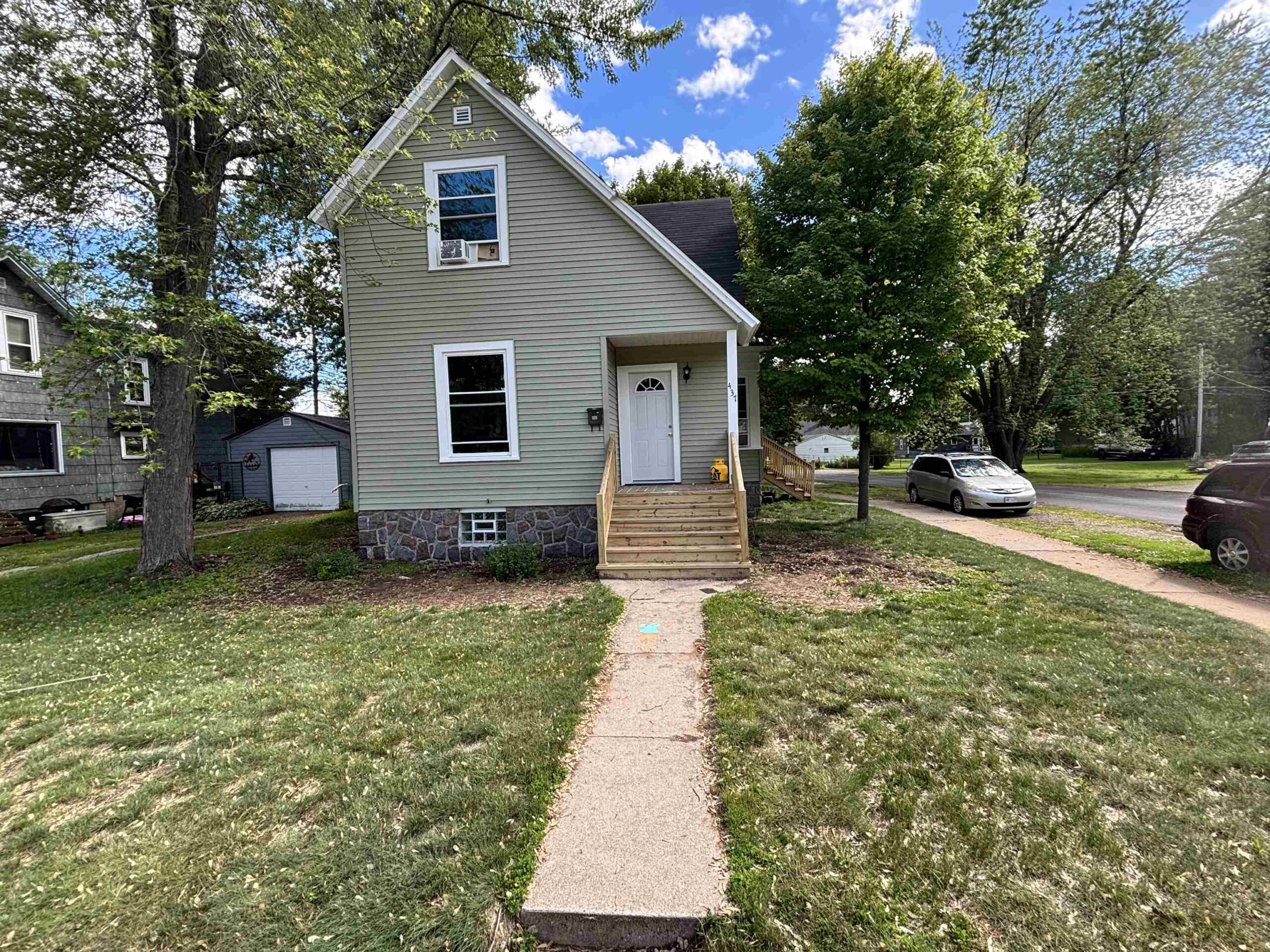 437 CARNEY Boulevard property preview photograph