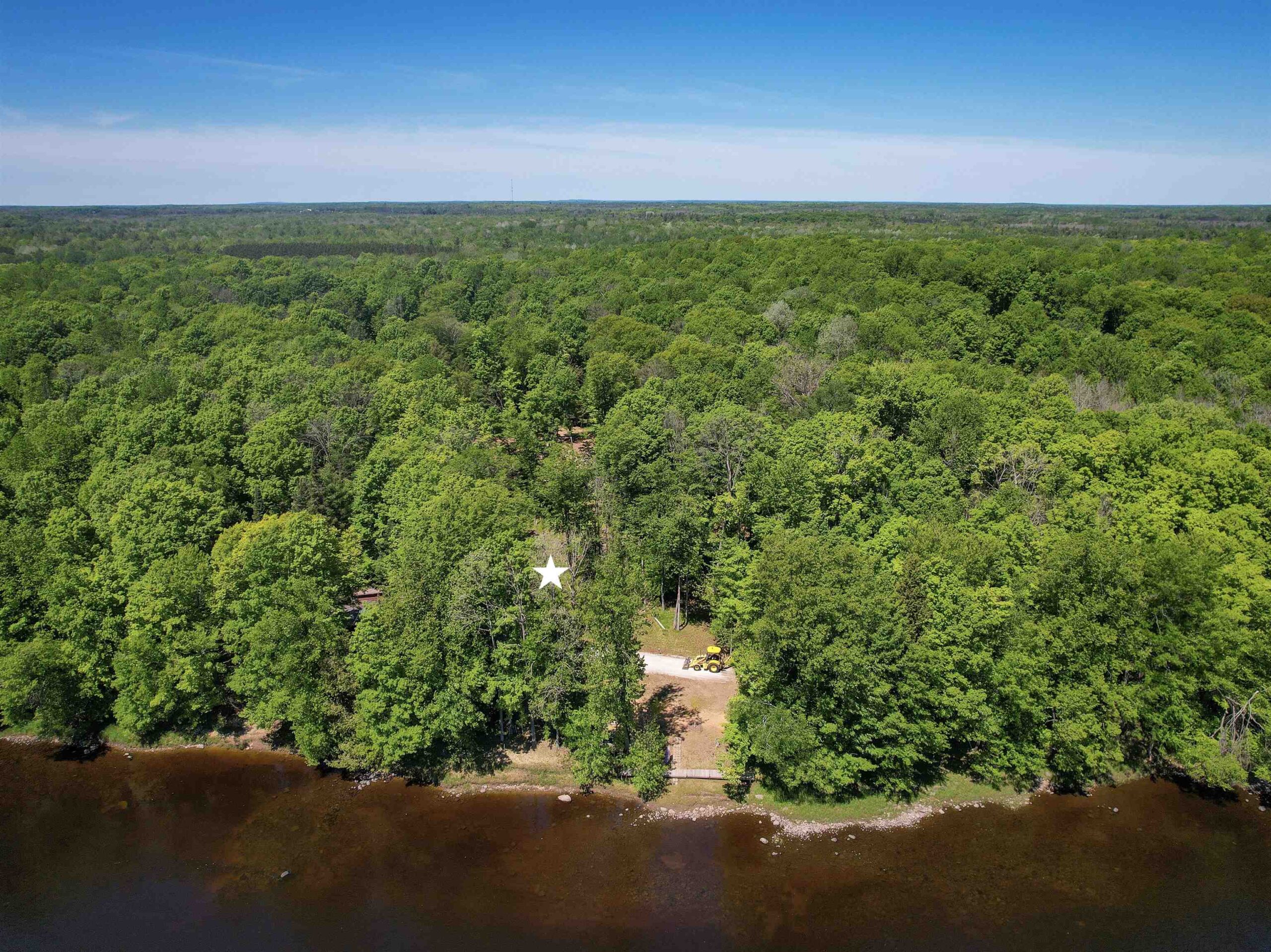 N9988 NEUMEIER Road property preview photograph