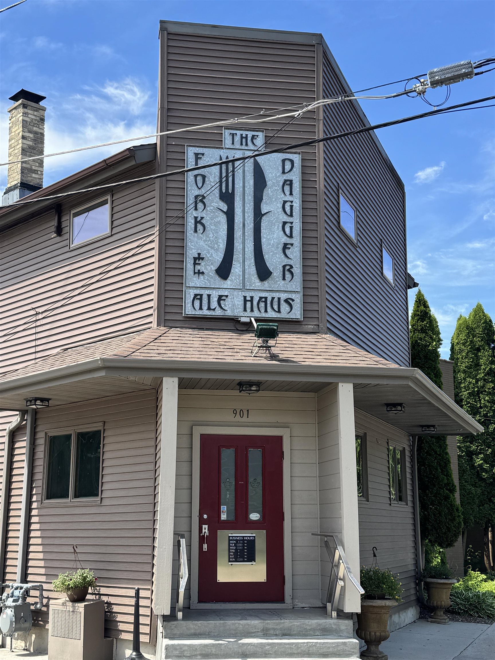 901 FREMONT Street property preview photograph