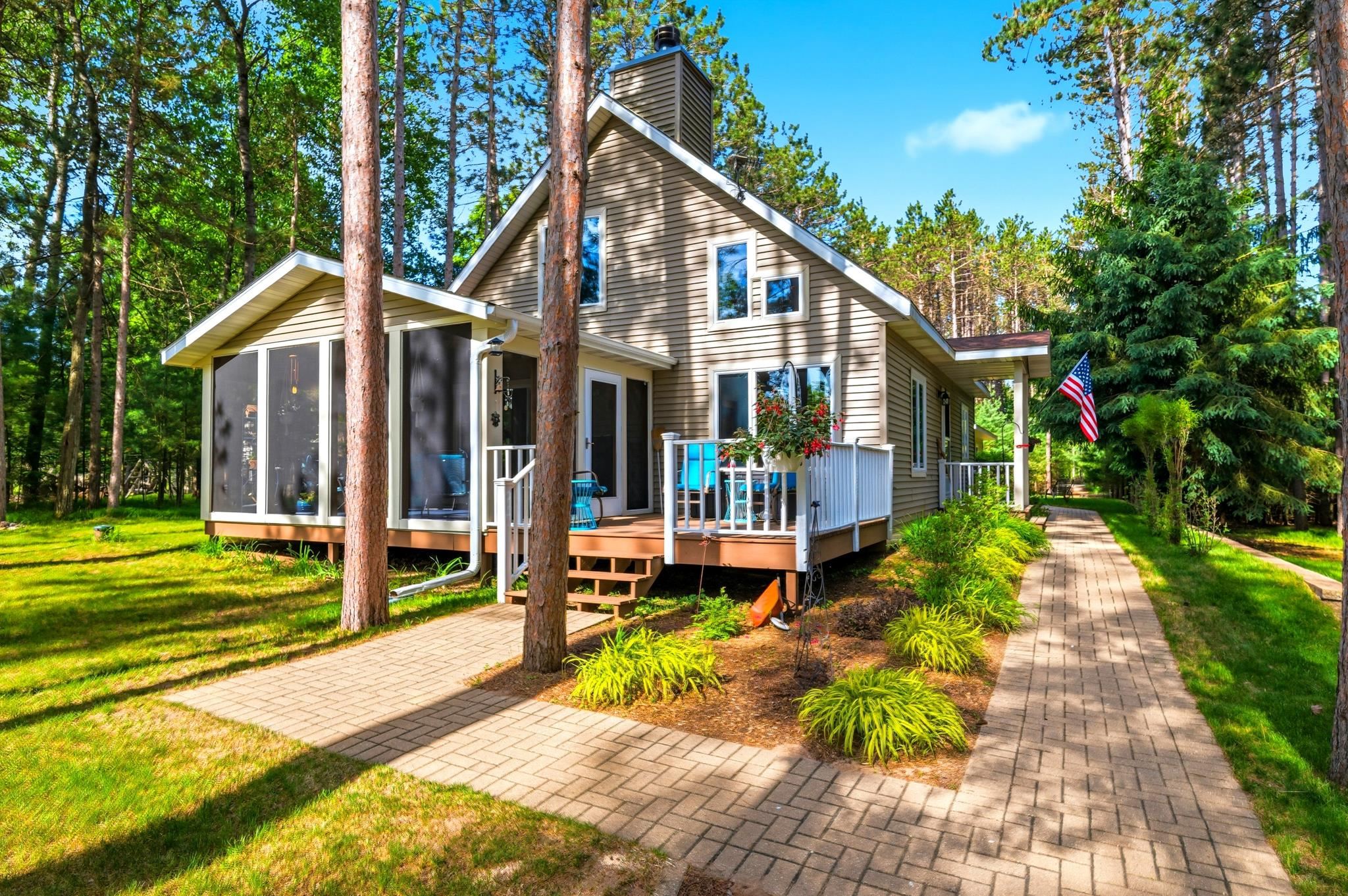 N8690 SPRUCE LAKE Drive property preview photograph