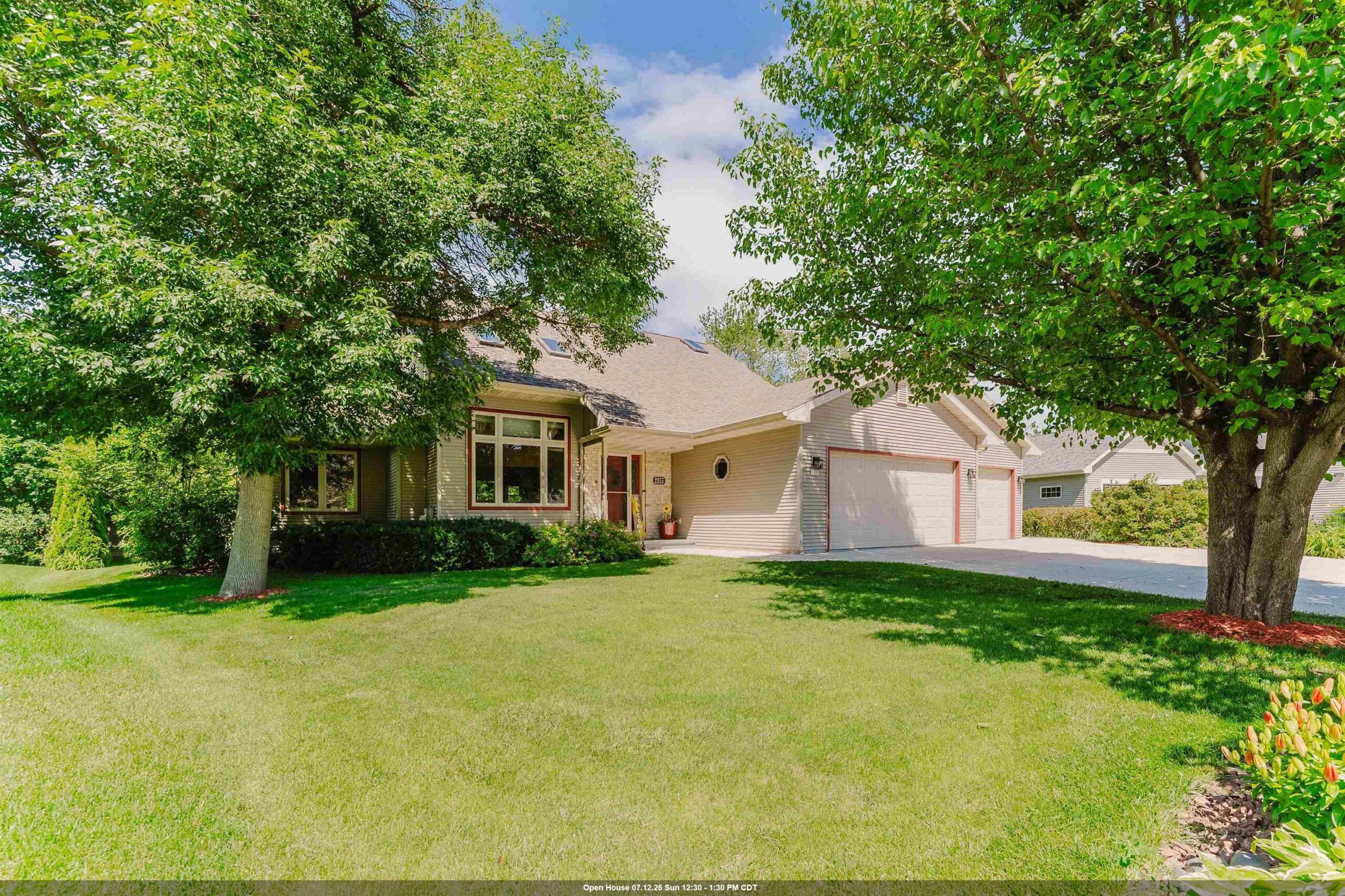 2355 HICKORY Court property preview photograph
