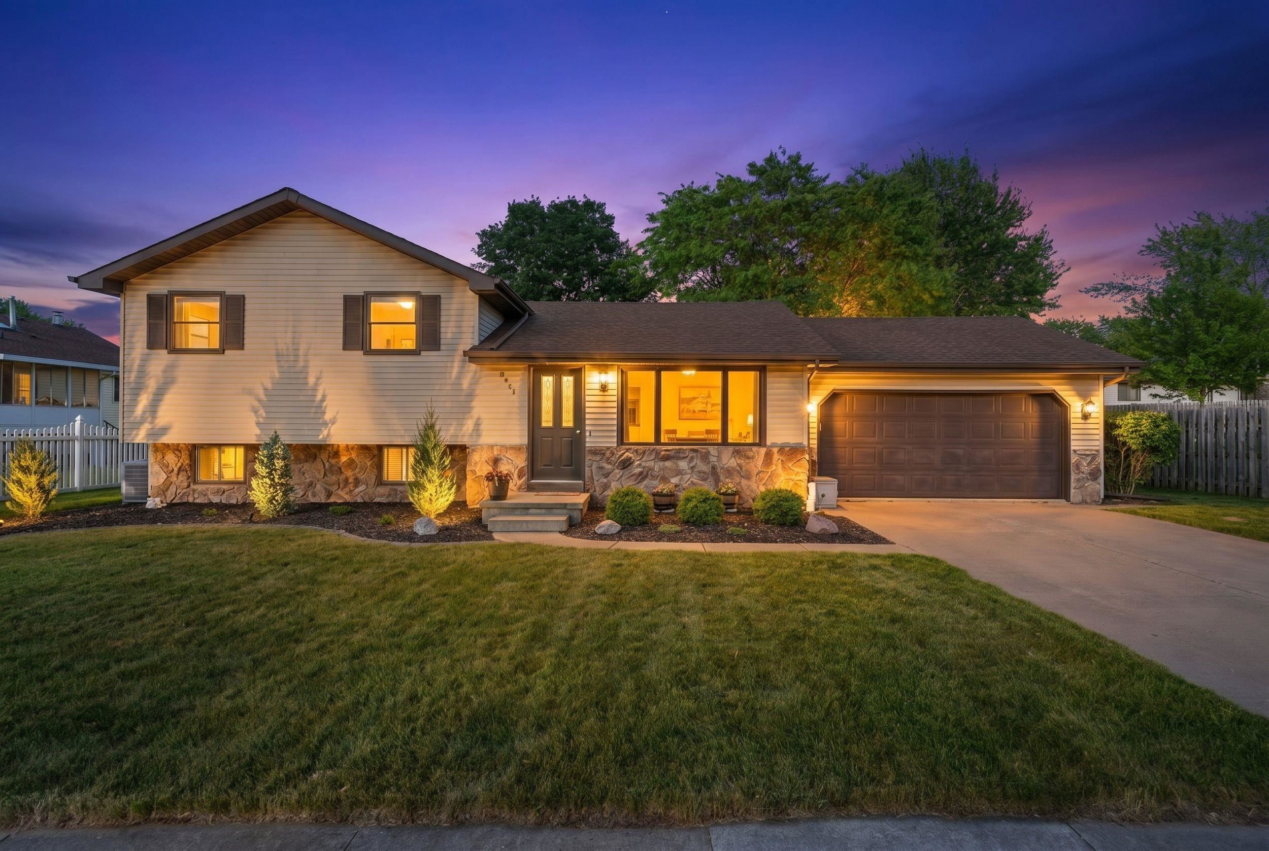 2908 MAIN Avenue property preview photograph