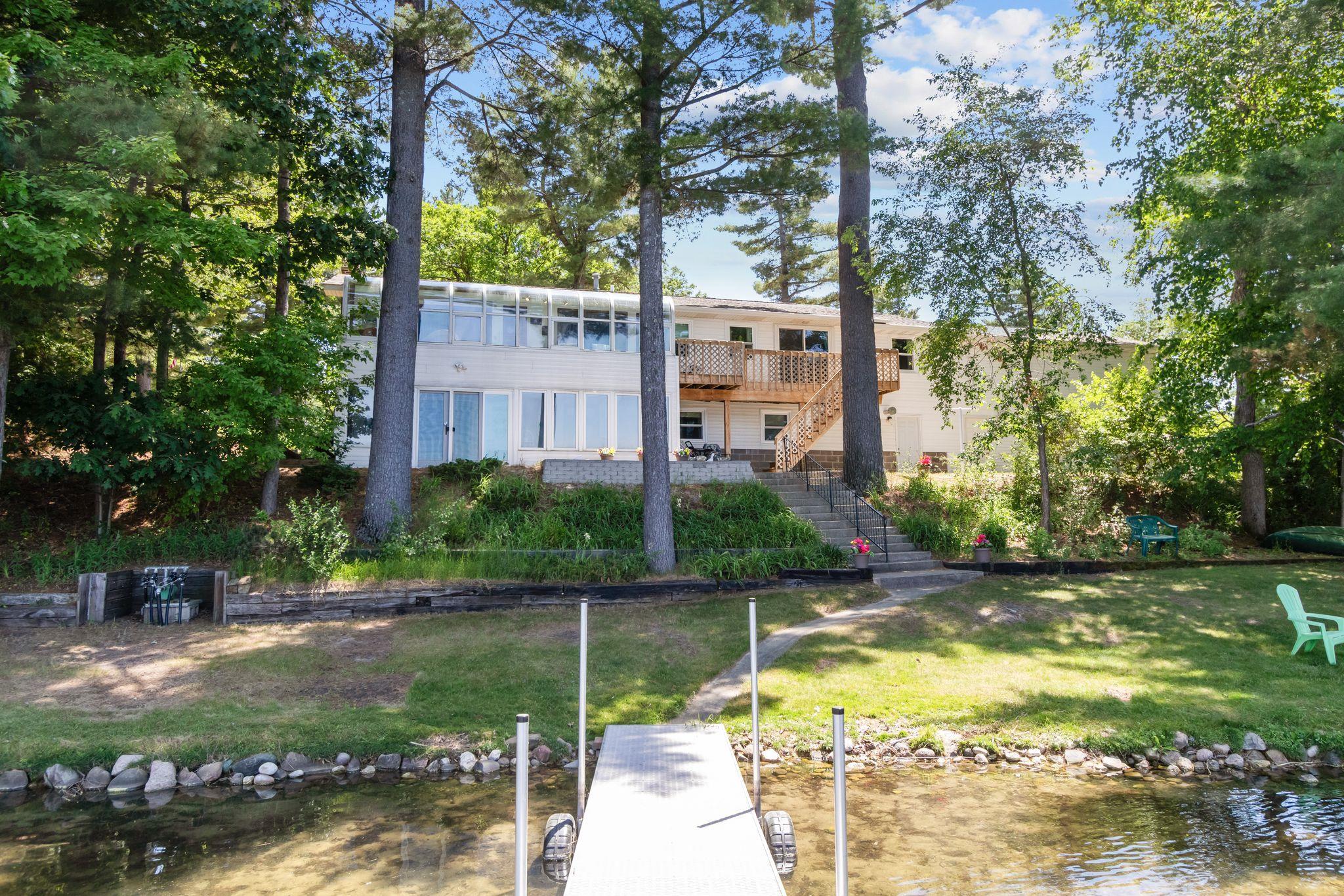 W7030 IROGAMI Trail property preview photograph