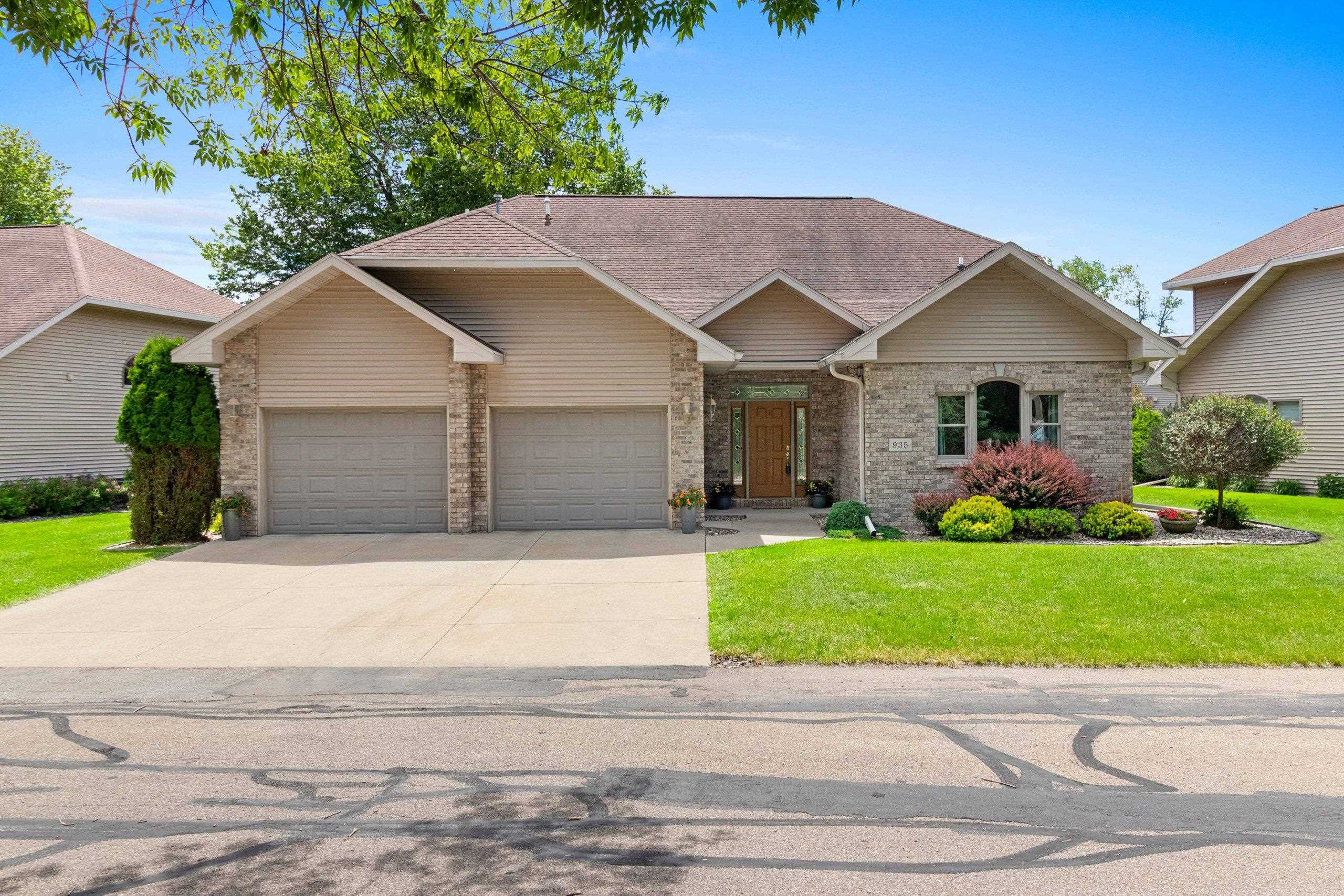 935 BRIGHTON Drive property preview photograph