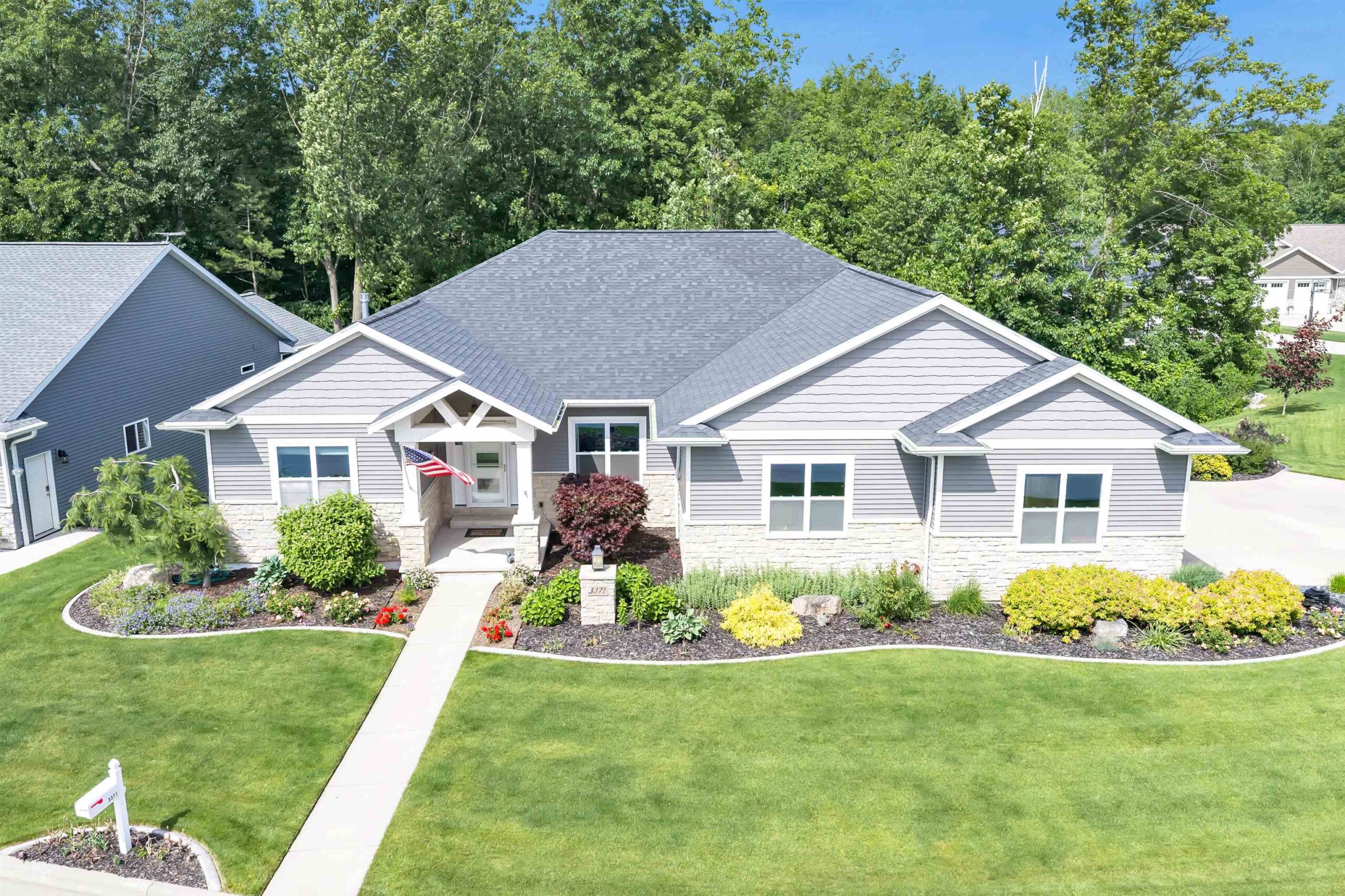 3371 LARGO RIDGE Court property preview photograph