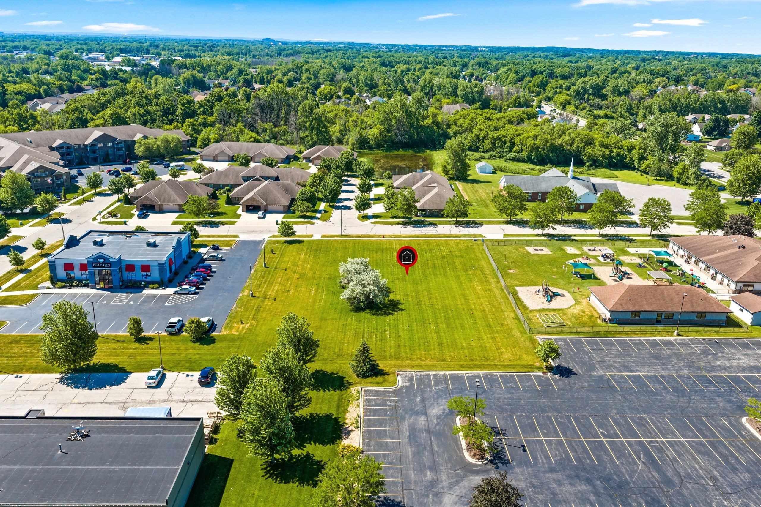 GOLDEN EAGLE Drive property preview photograph