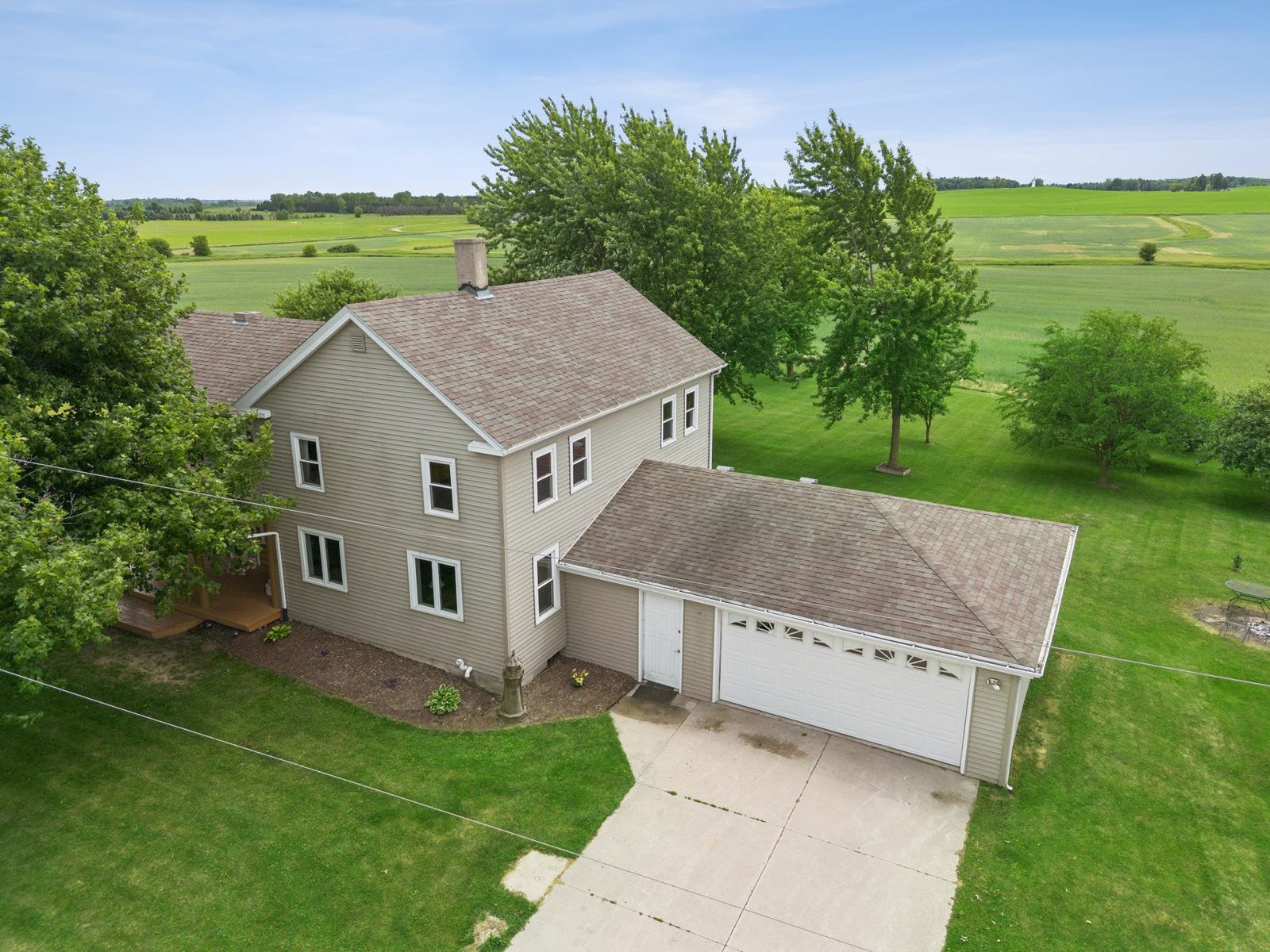W3387 COUNTY LINE Road property preview photograph