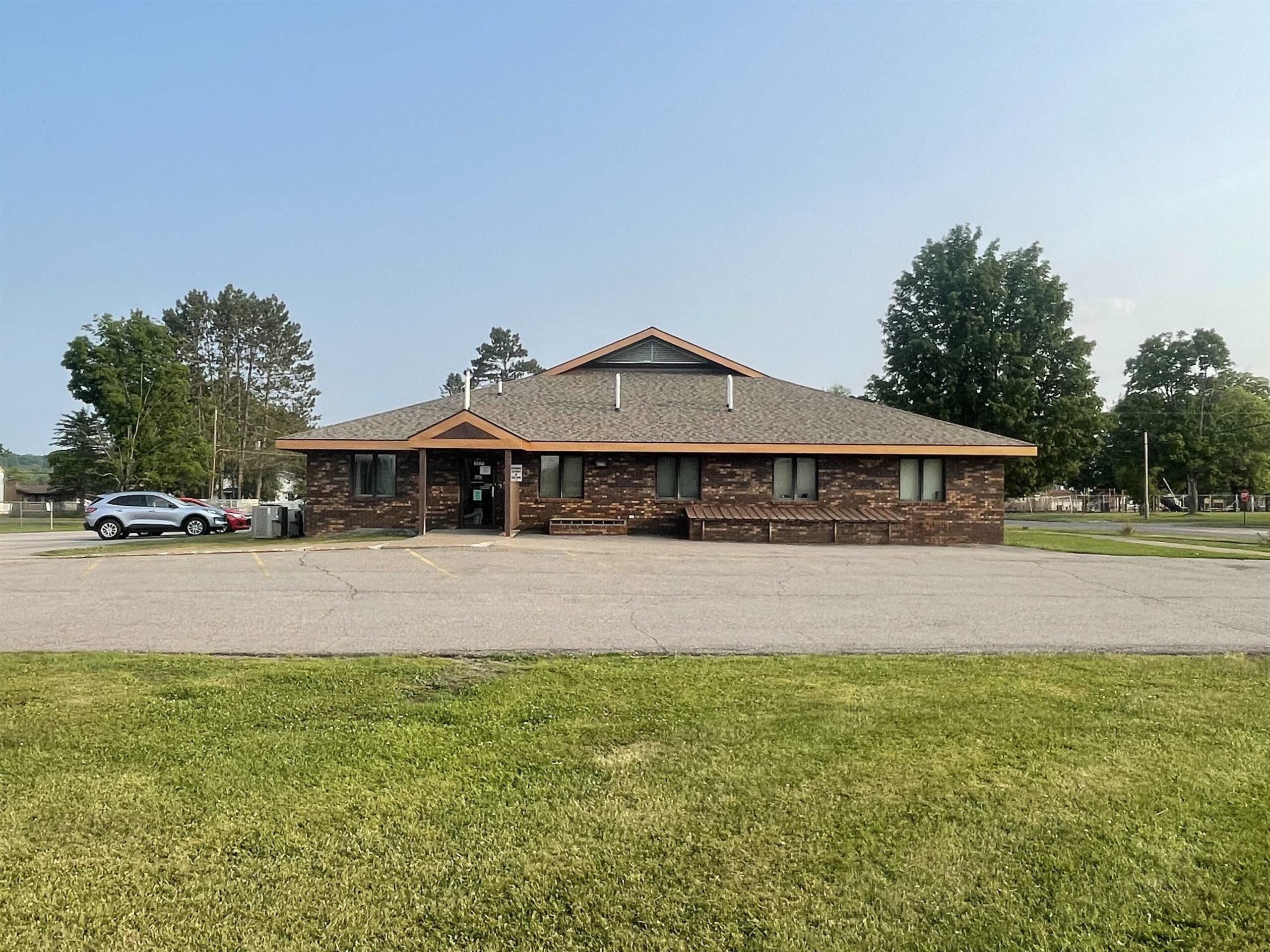 337 BRADY Avenue property preview photograph