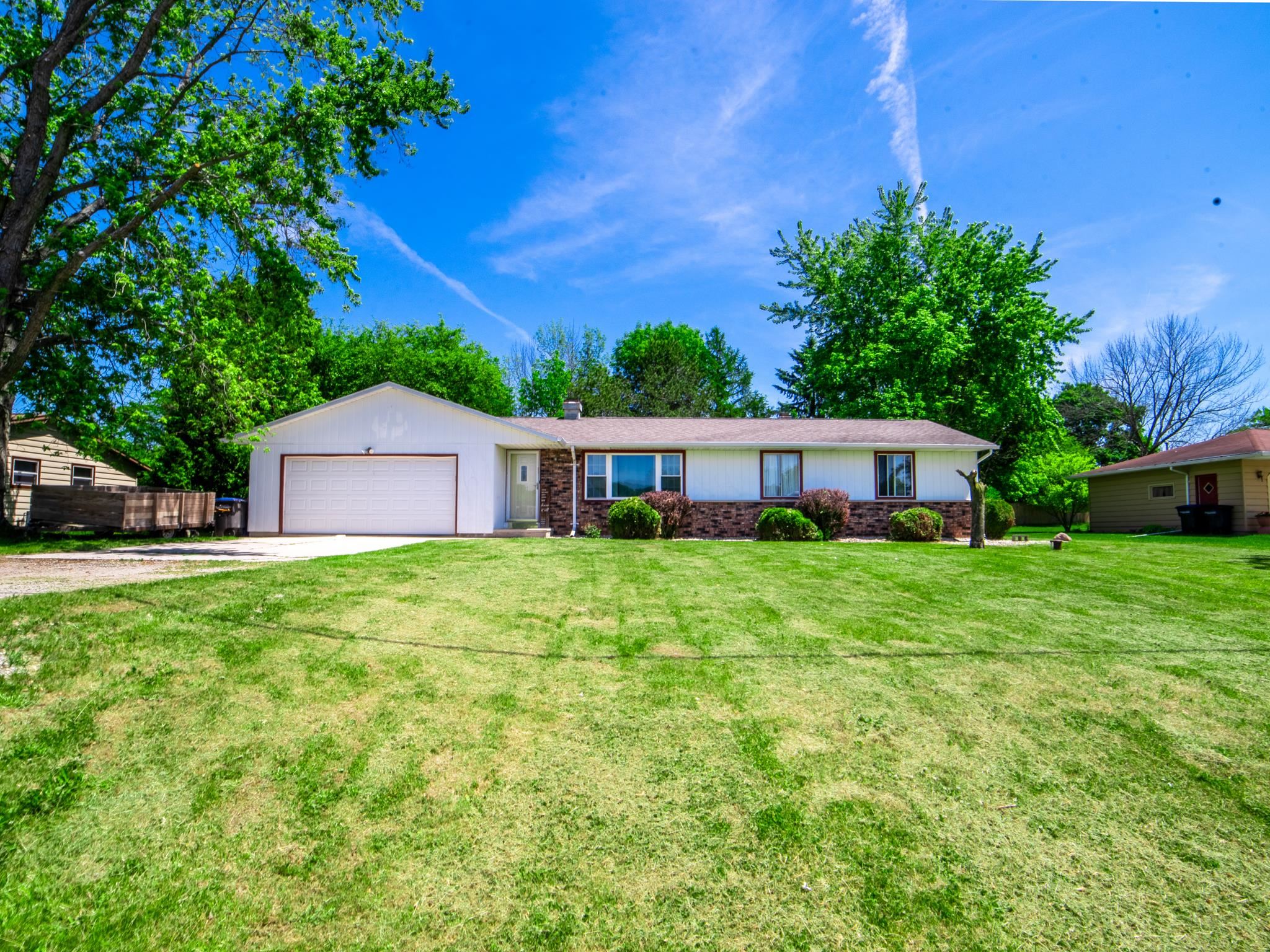 4212 HILLCREST Drive property preview photograph
